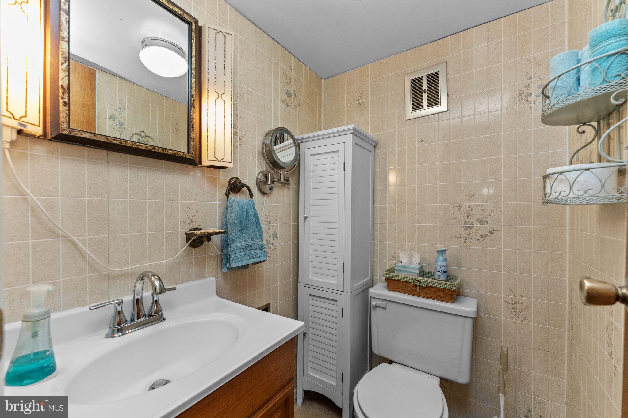 BROOKFIELD - Residential