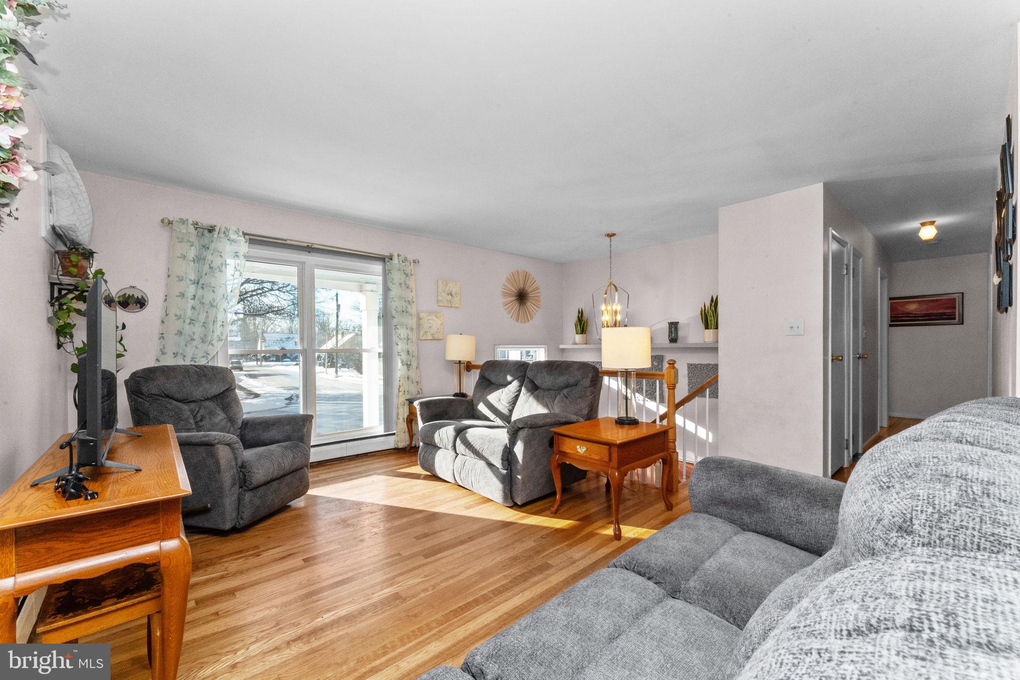 BROOKFIELD - Residential