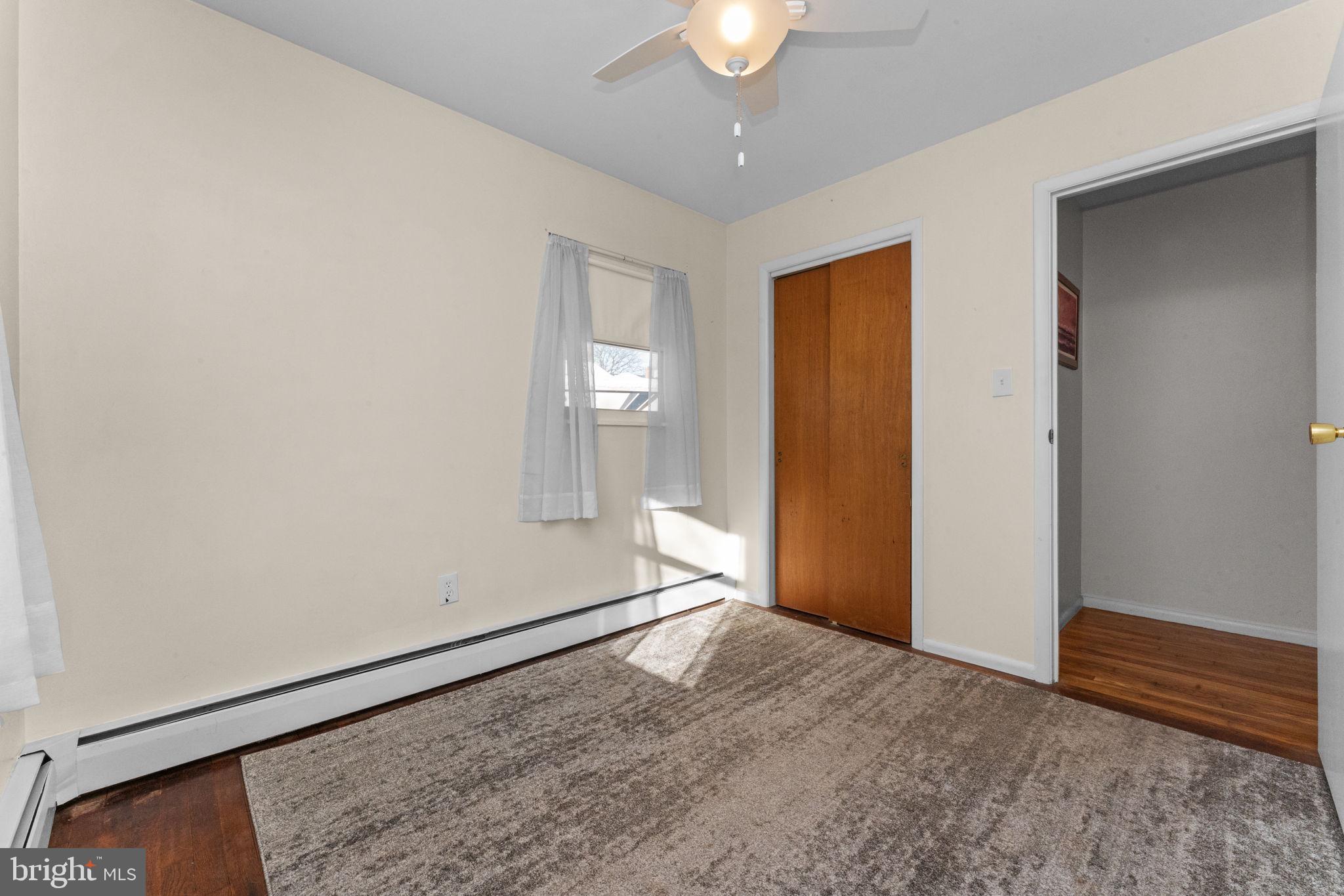 BROOKFIELD - Residential