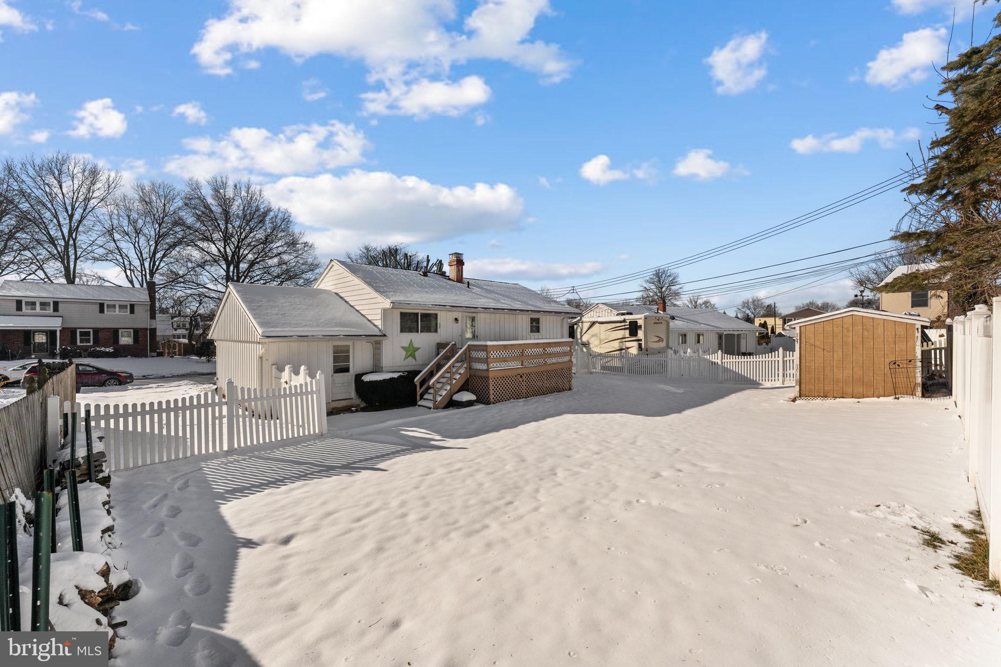 BROOKFIELD - Residential