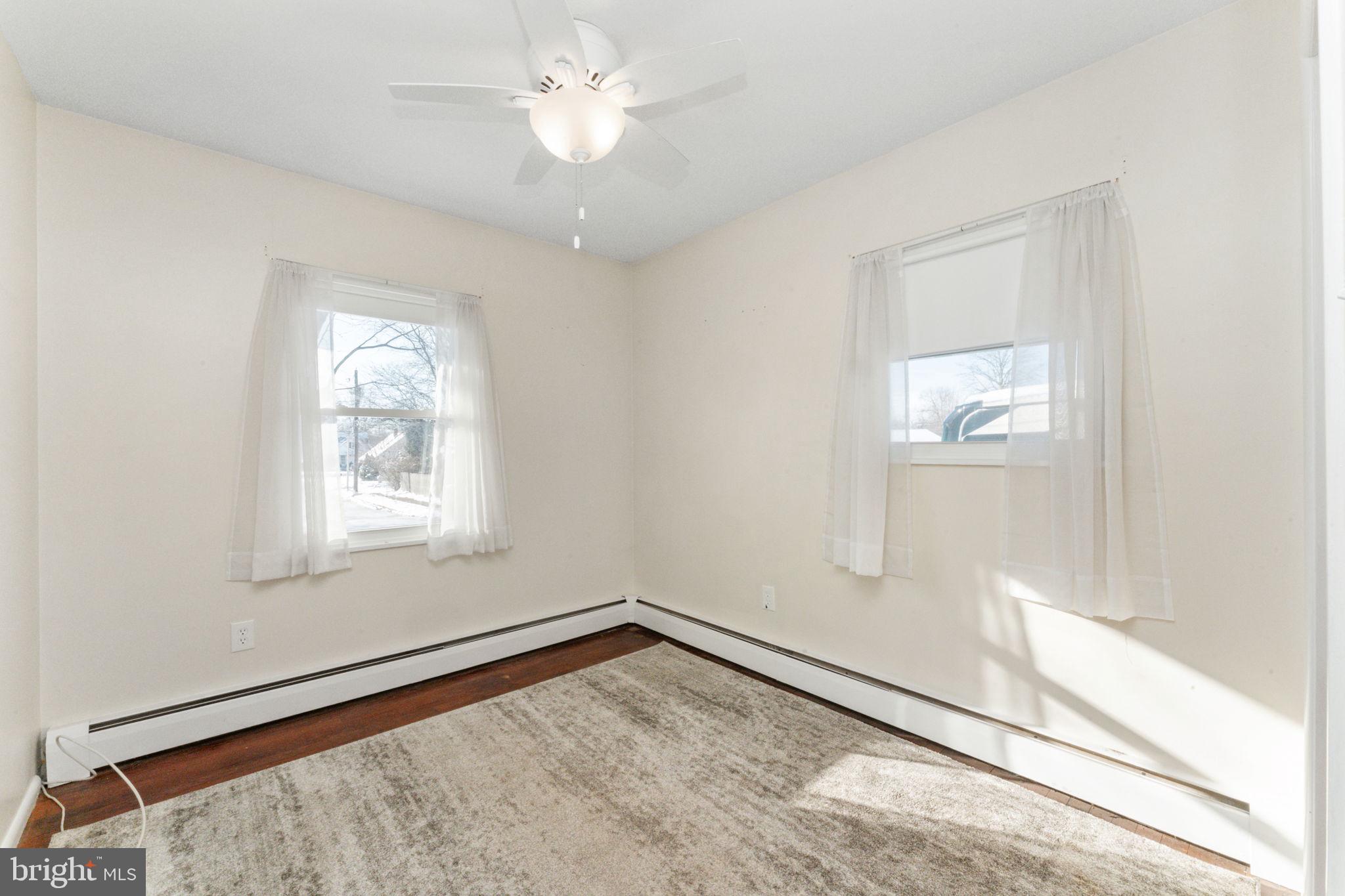 BROOKFIELD - Residential