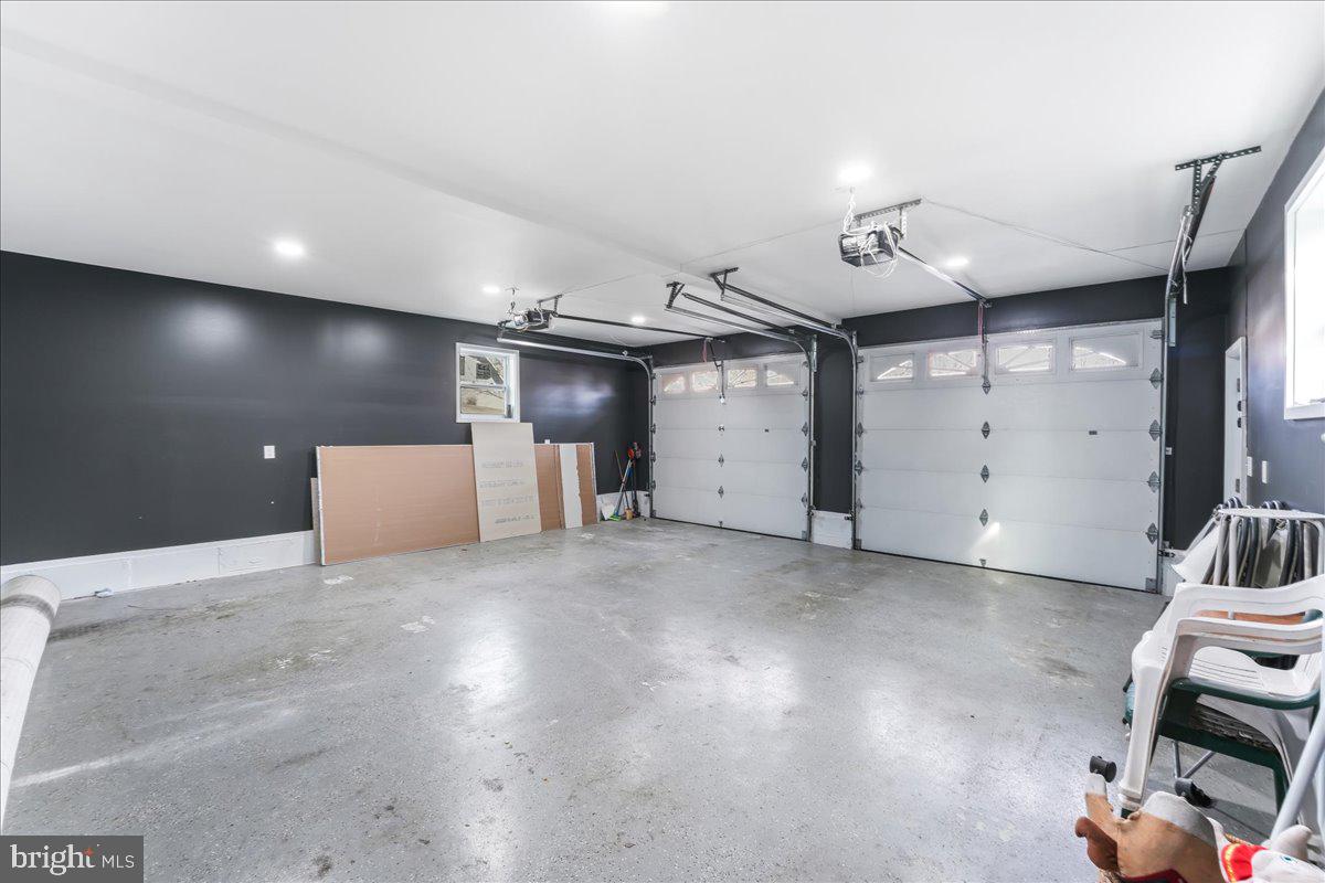 COLONIAL PARK - Residential