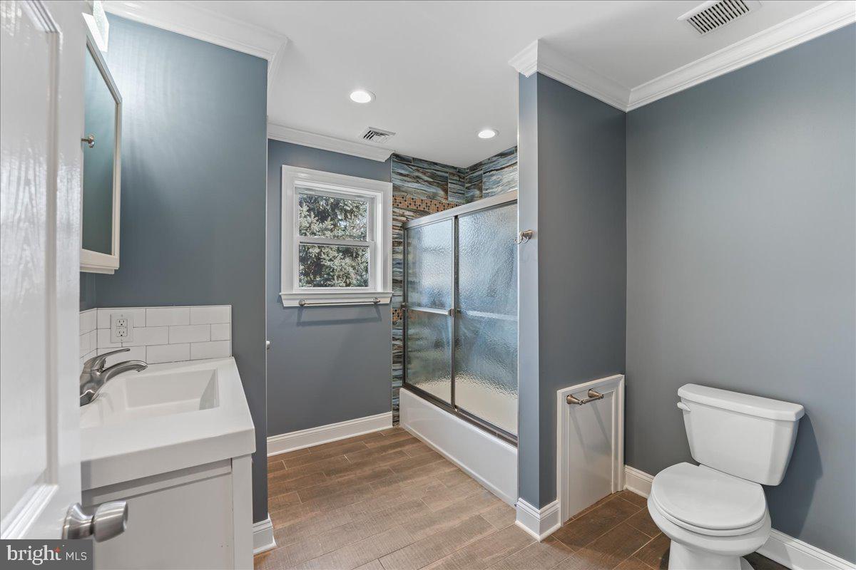 COLONIAL PARK - Residential