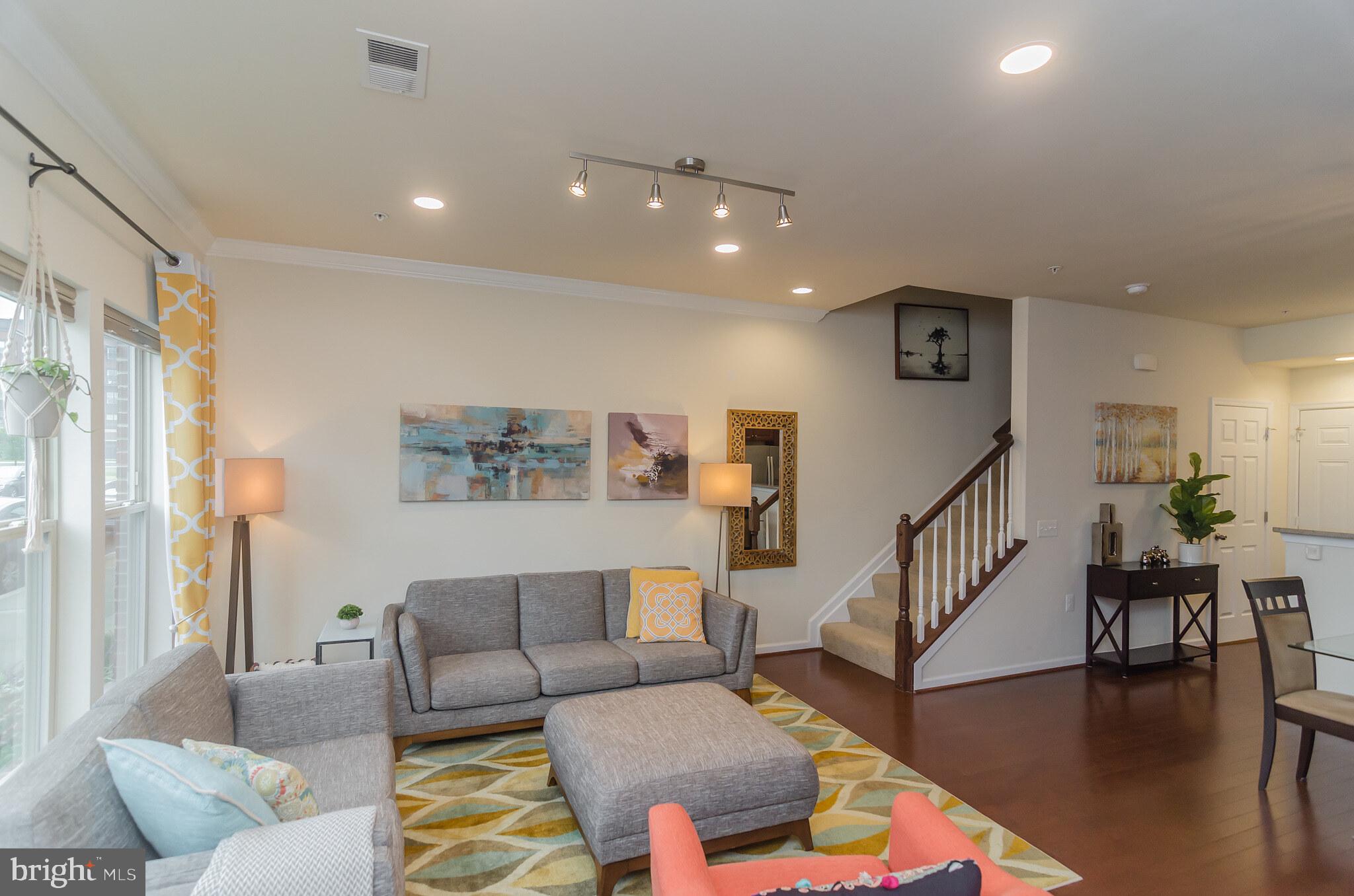 CROWN - Residential Lease