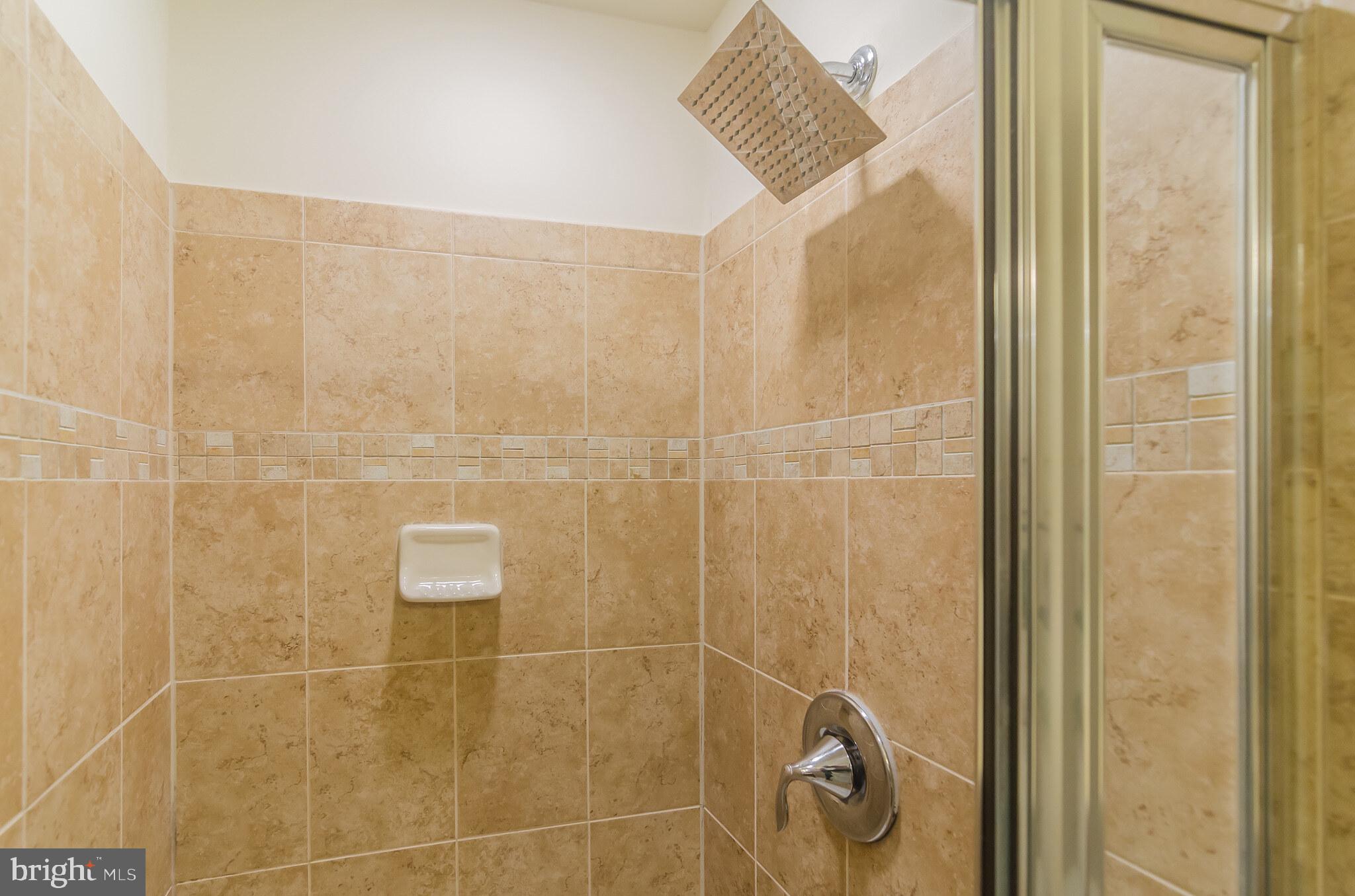 CROWN - Residential Lease