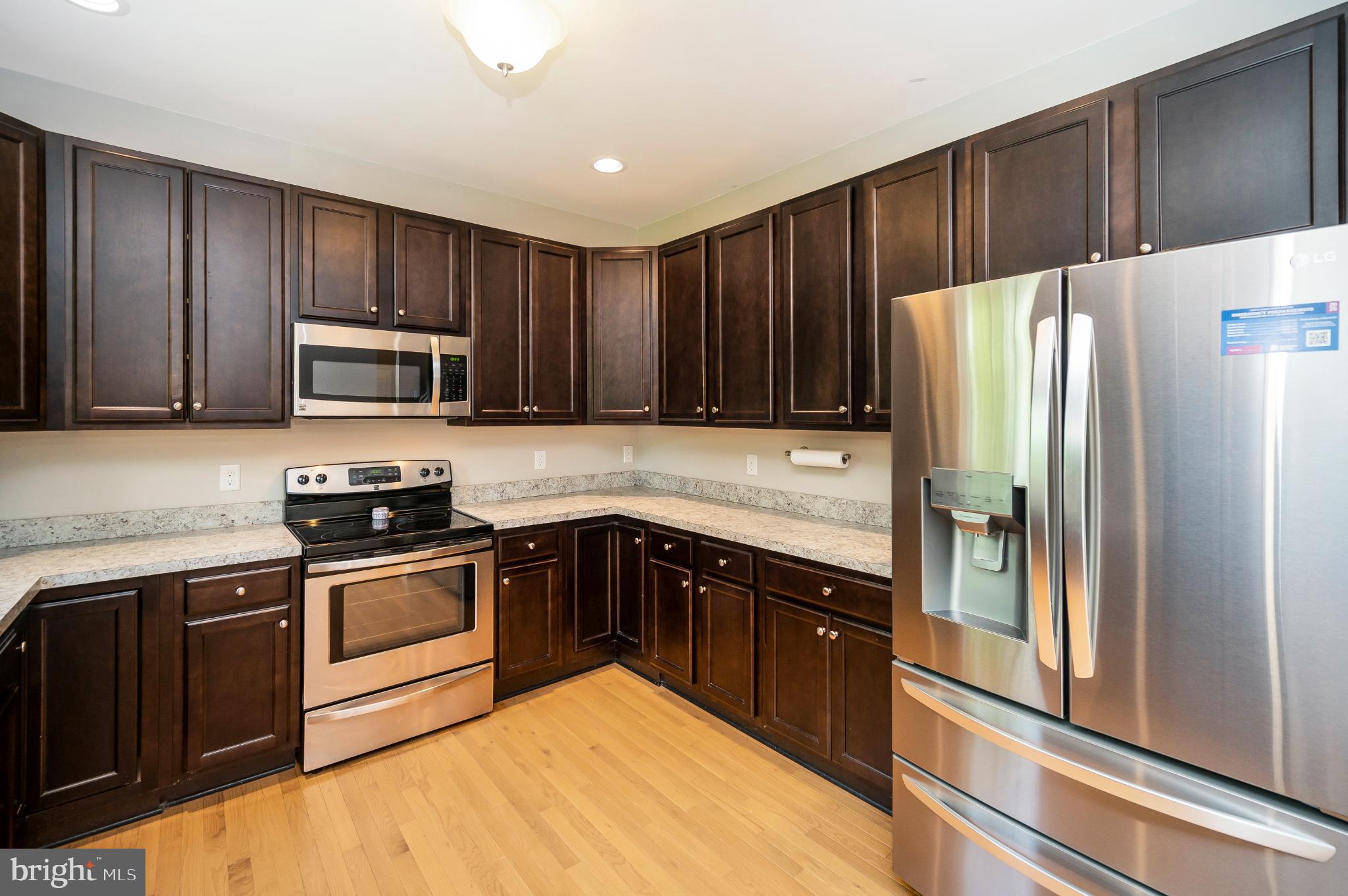 DOUBLE SPRING ESTATES - Residential