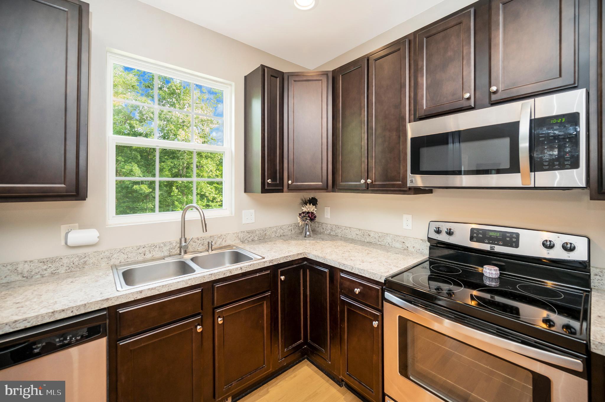 DOUBLE SPRING ESTATES - Residential