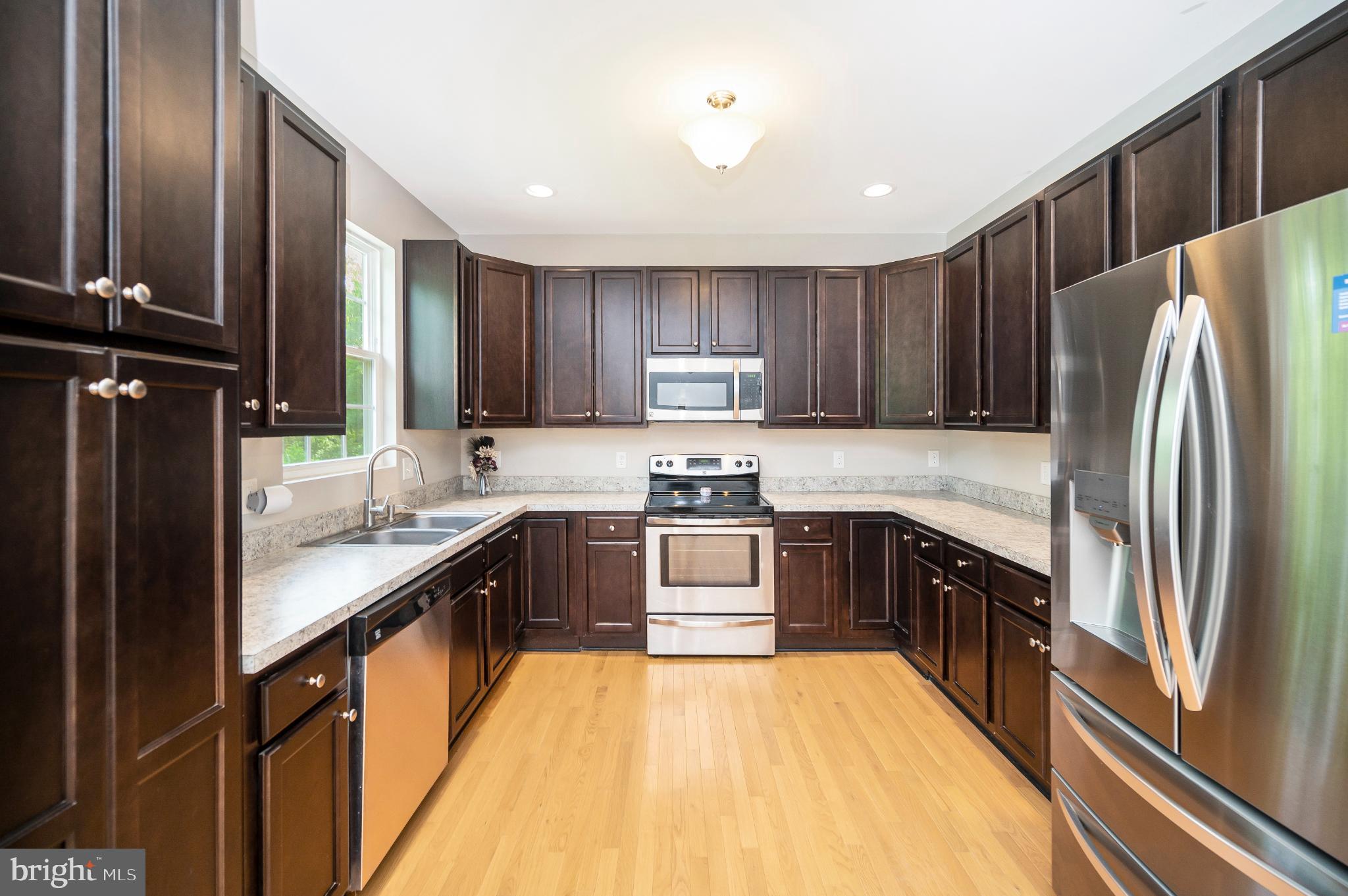 DOUBLE SPRING ESTATES - Residential