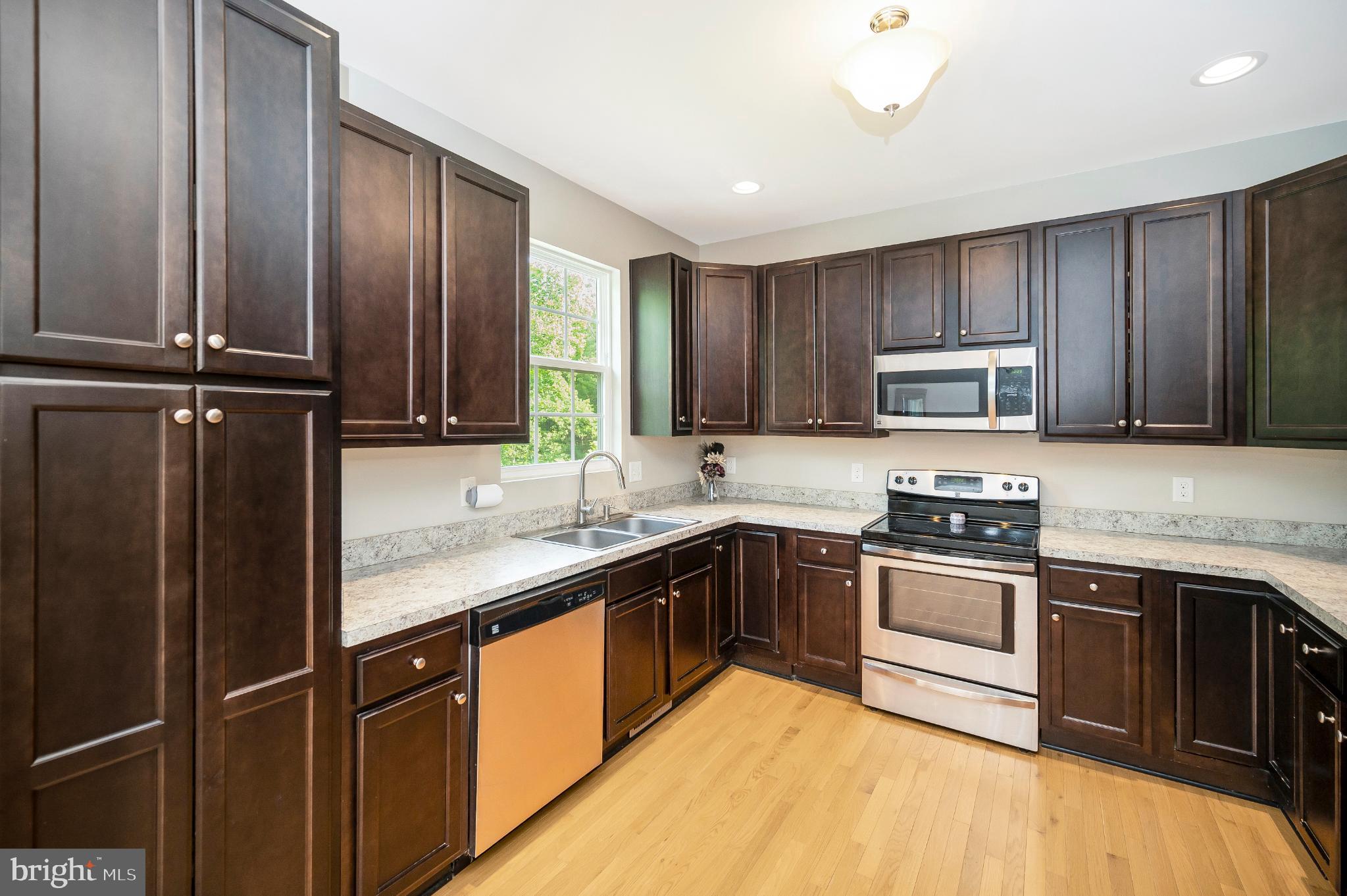 DOUBLE SPRING ESTATES - Residential