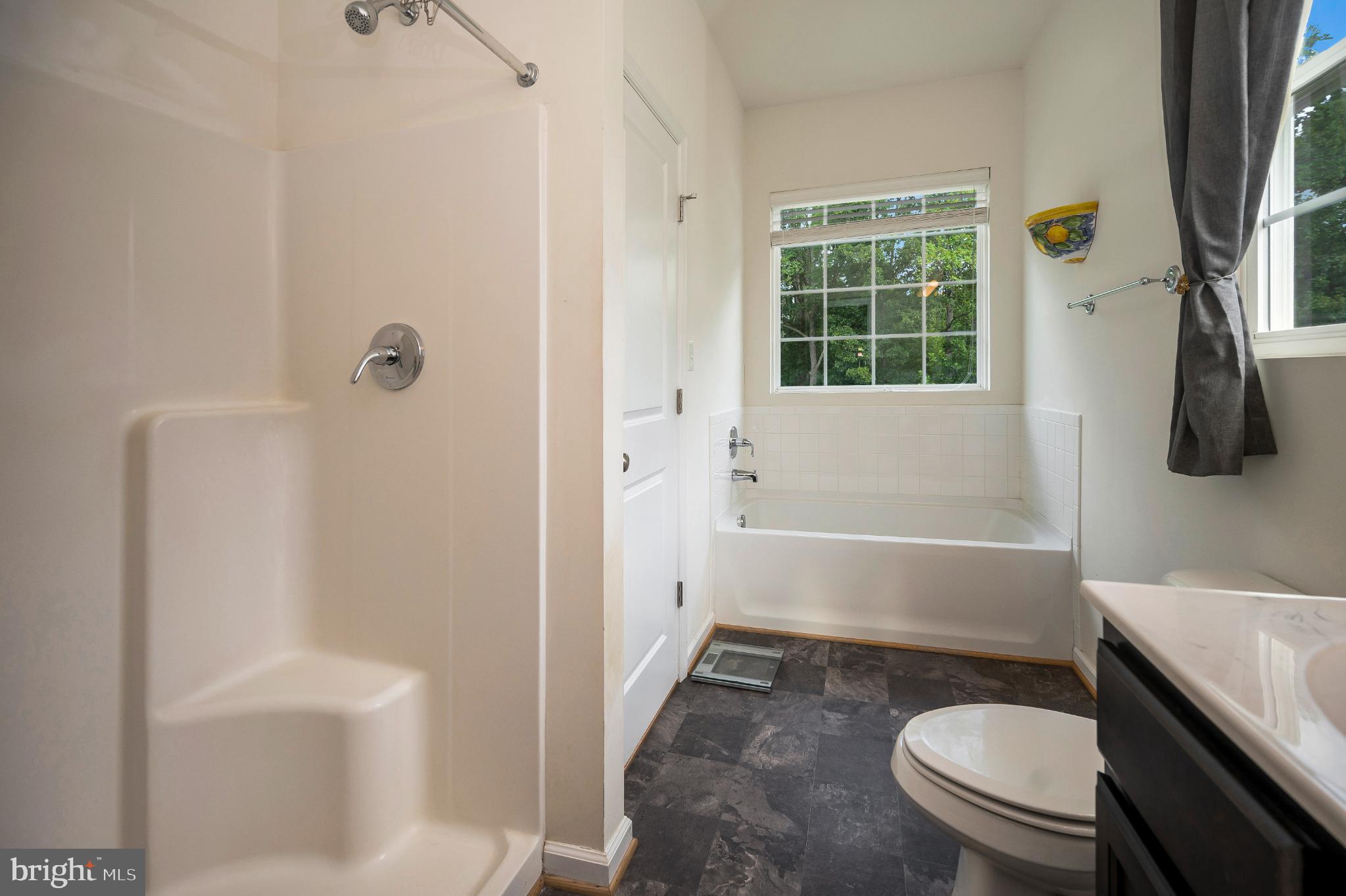 DOUBLE SPRING ESTATES - Residential