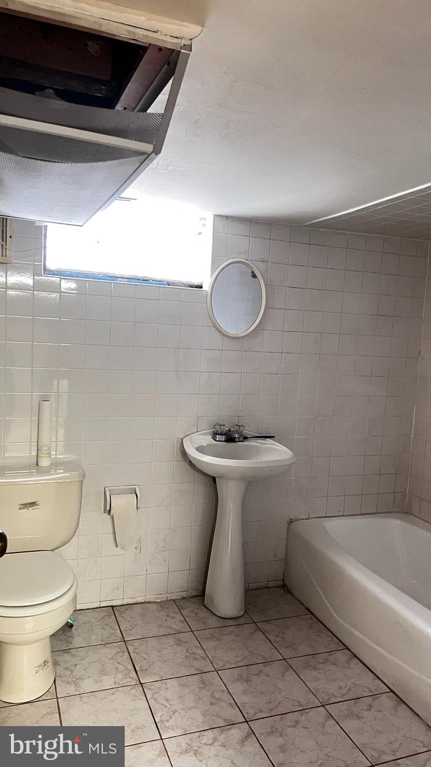 PHILADELPHIA - Residential