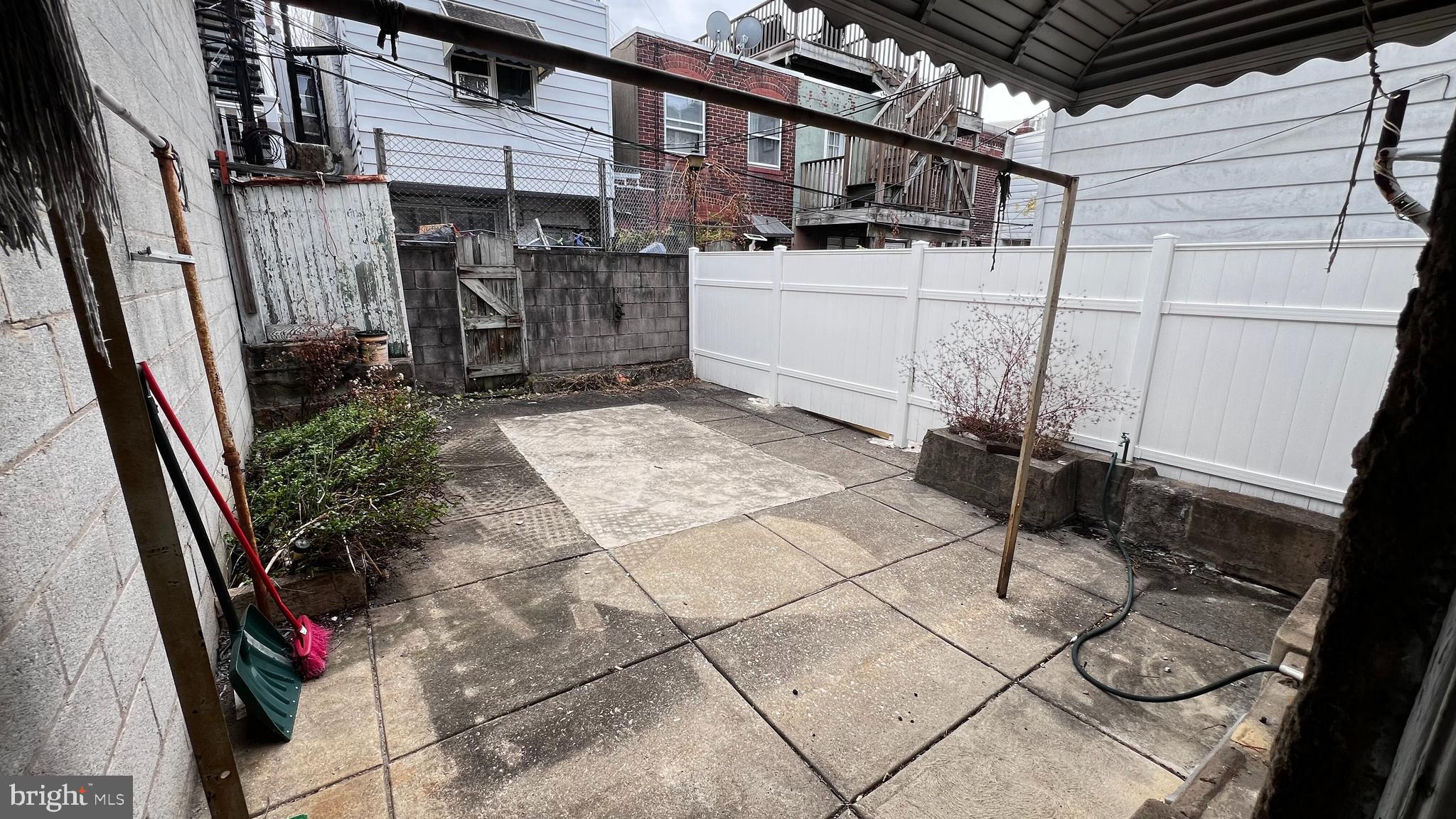 PHILADELPHIA - Residential