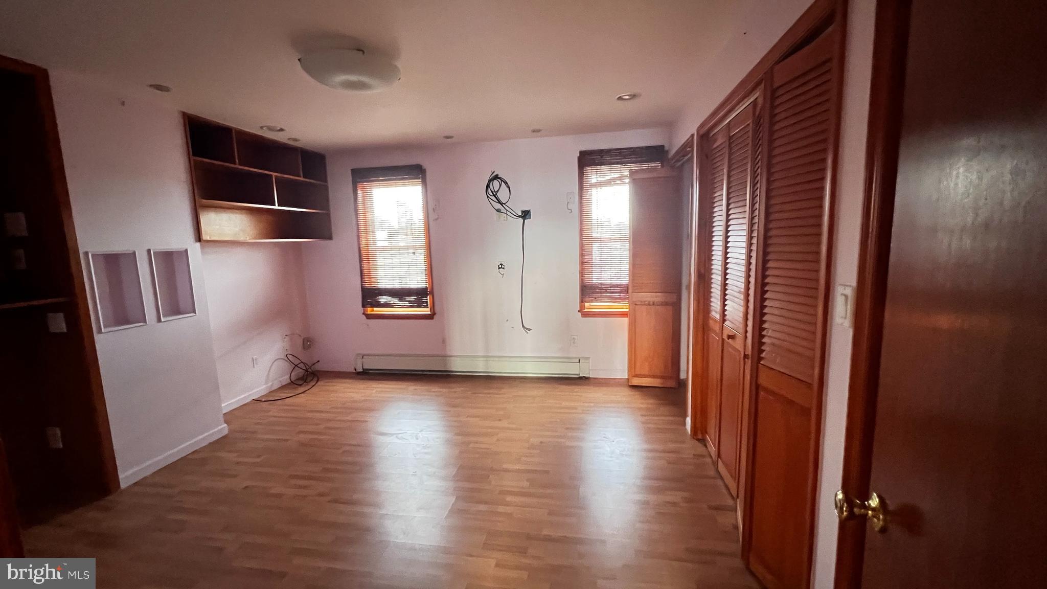 PHILADELPHIA - Residential