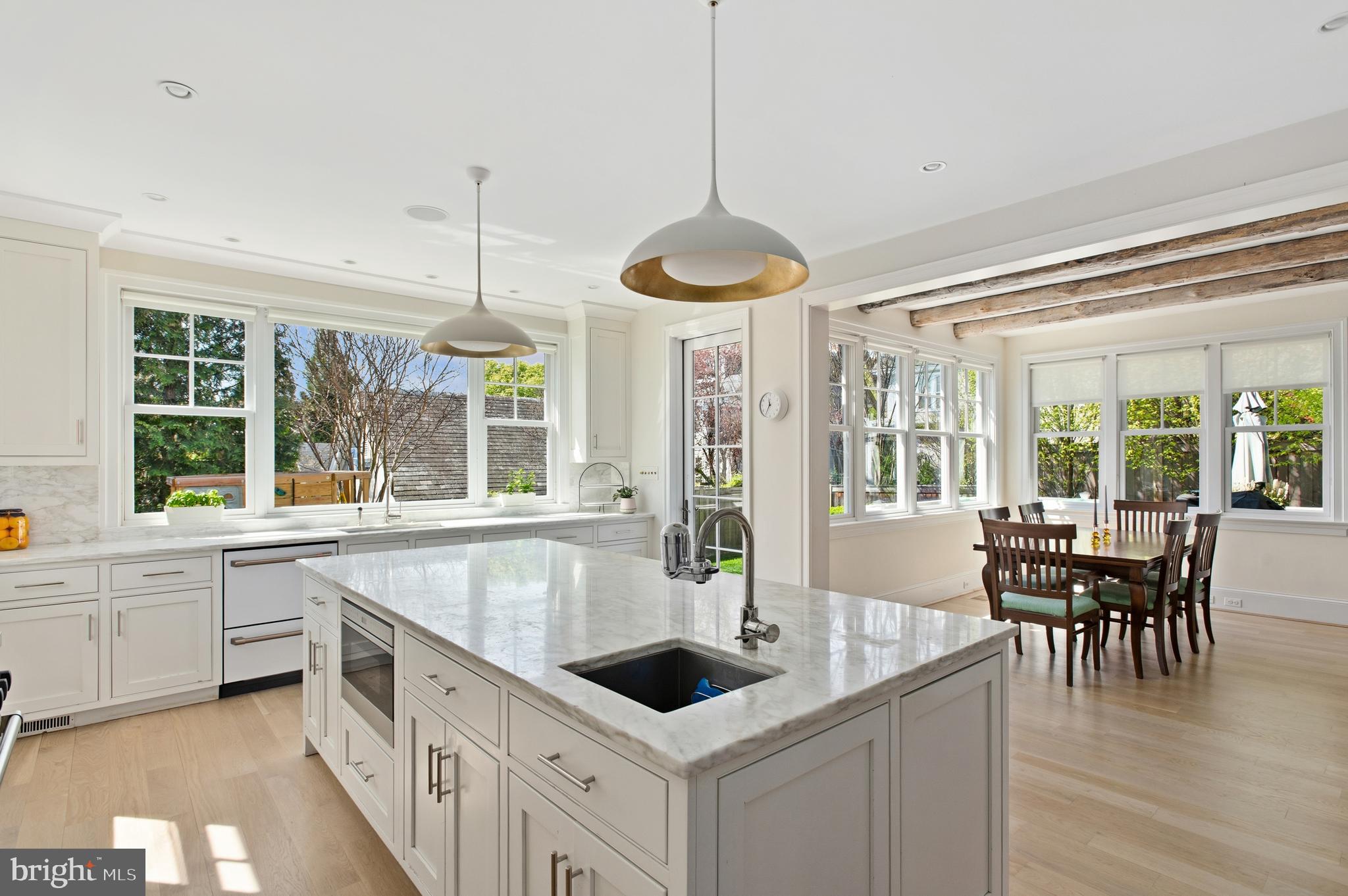 3312 LOWELL STREET NW