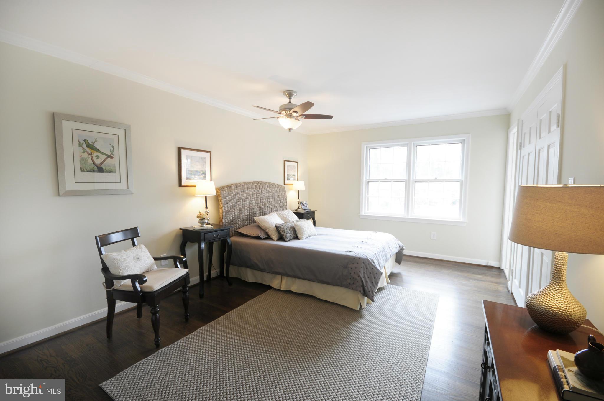 KINGS MANOR TOWNE HOUSES - Residential