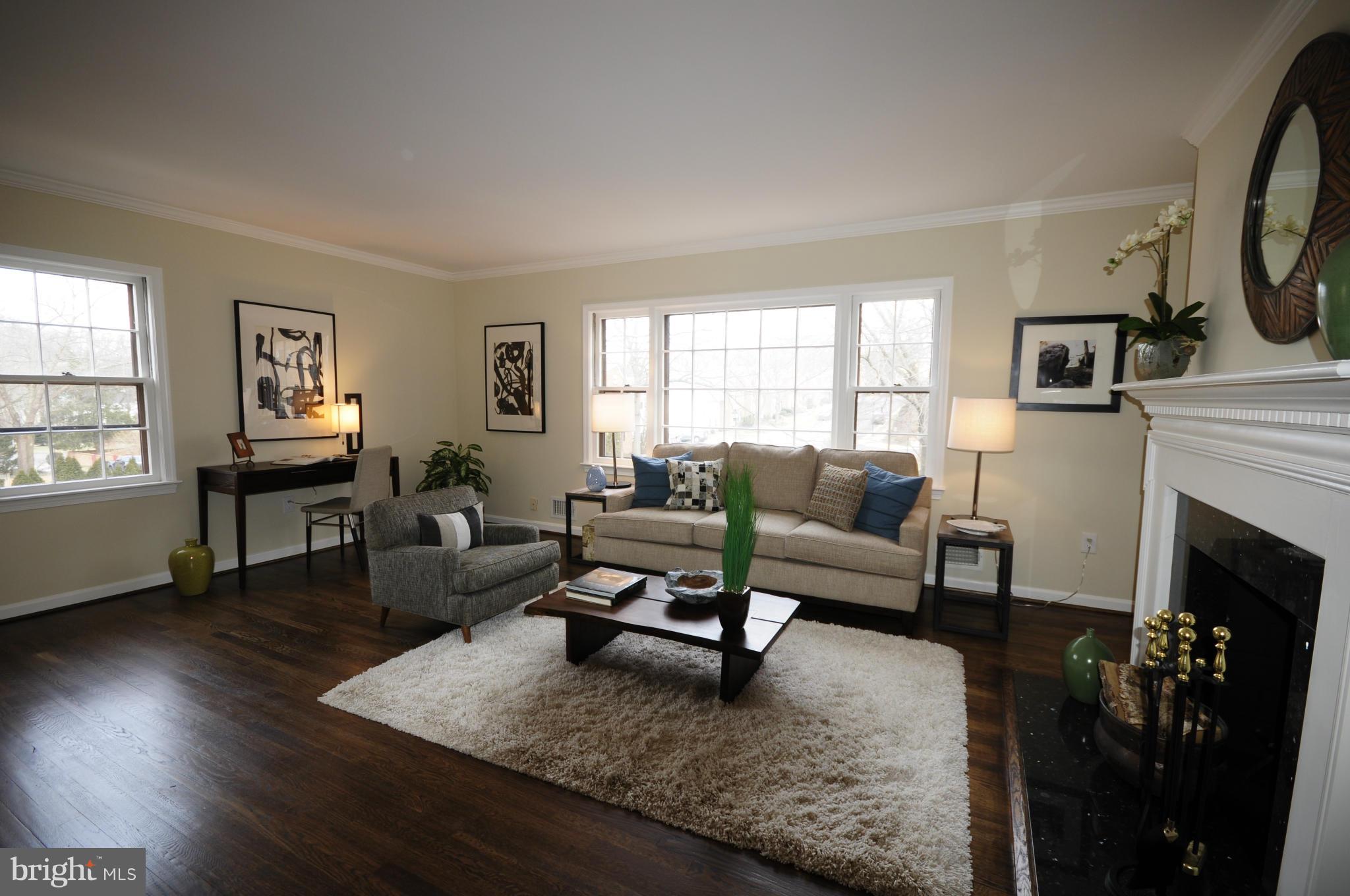 KINGS MANOR TOWNE HOUSES - Residential