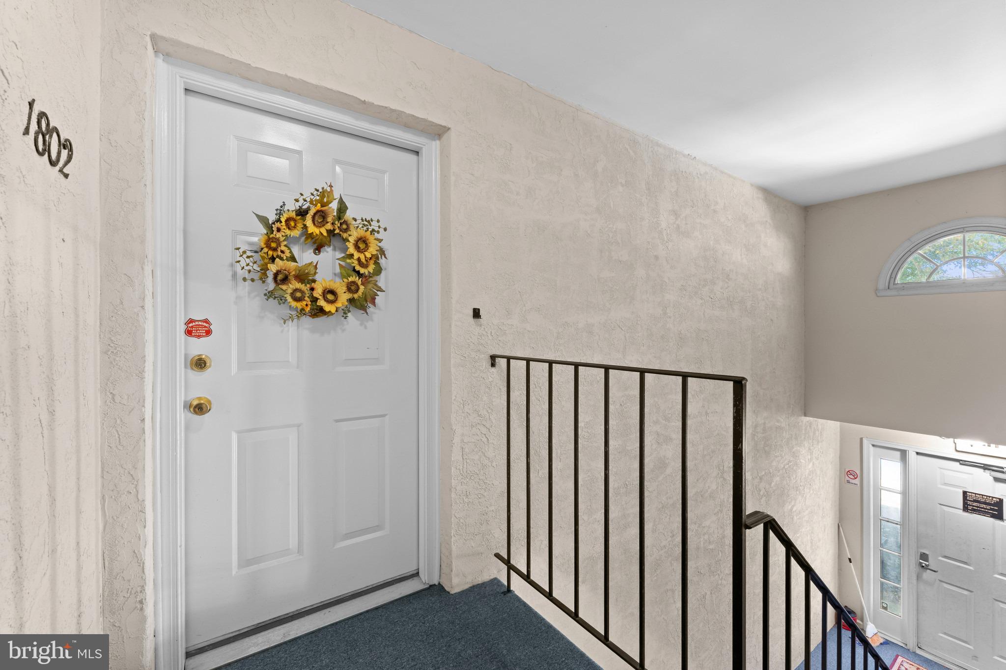 1802 N GLEN DRIVE 1802