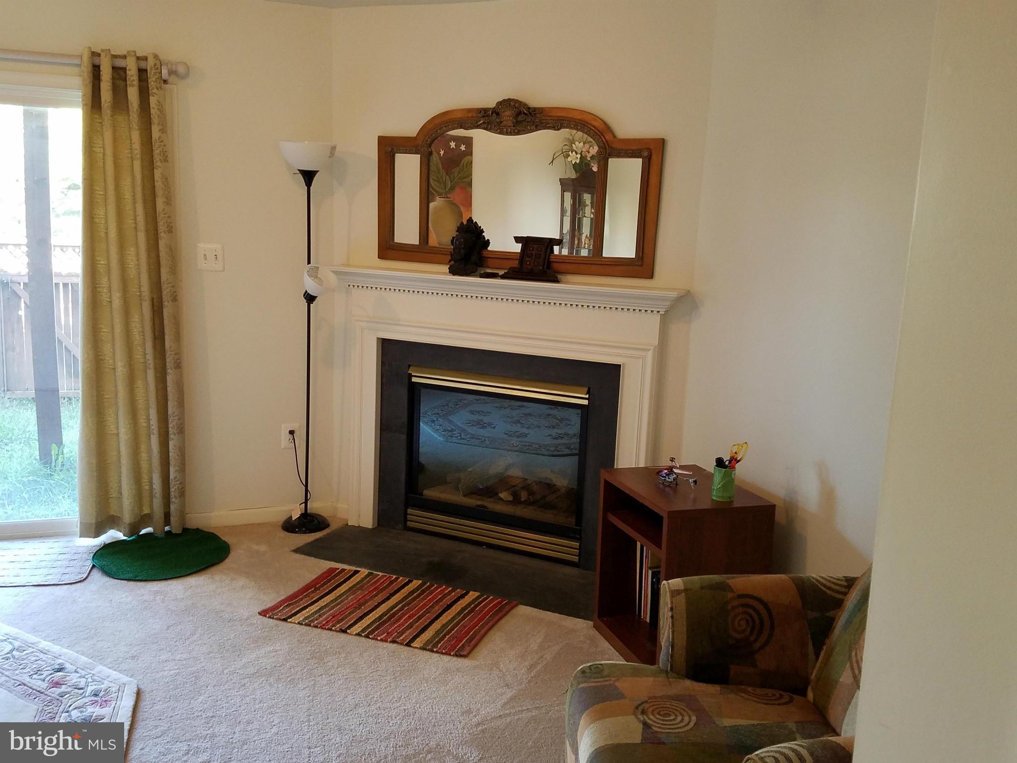 GUNSTON CORNER - Residential