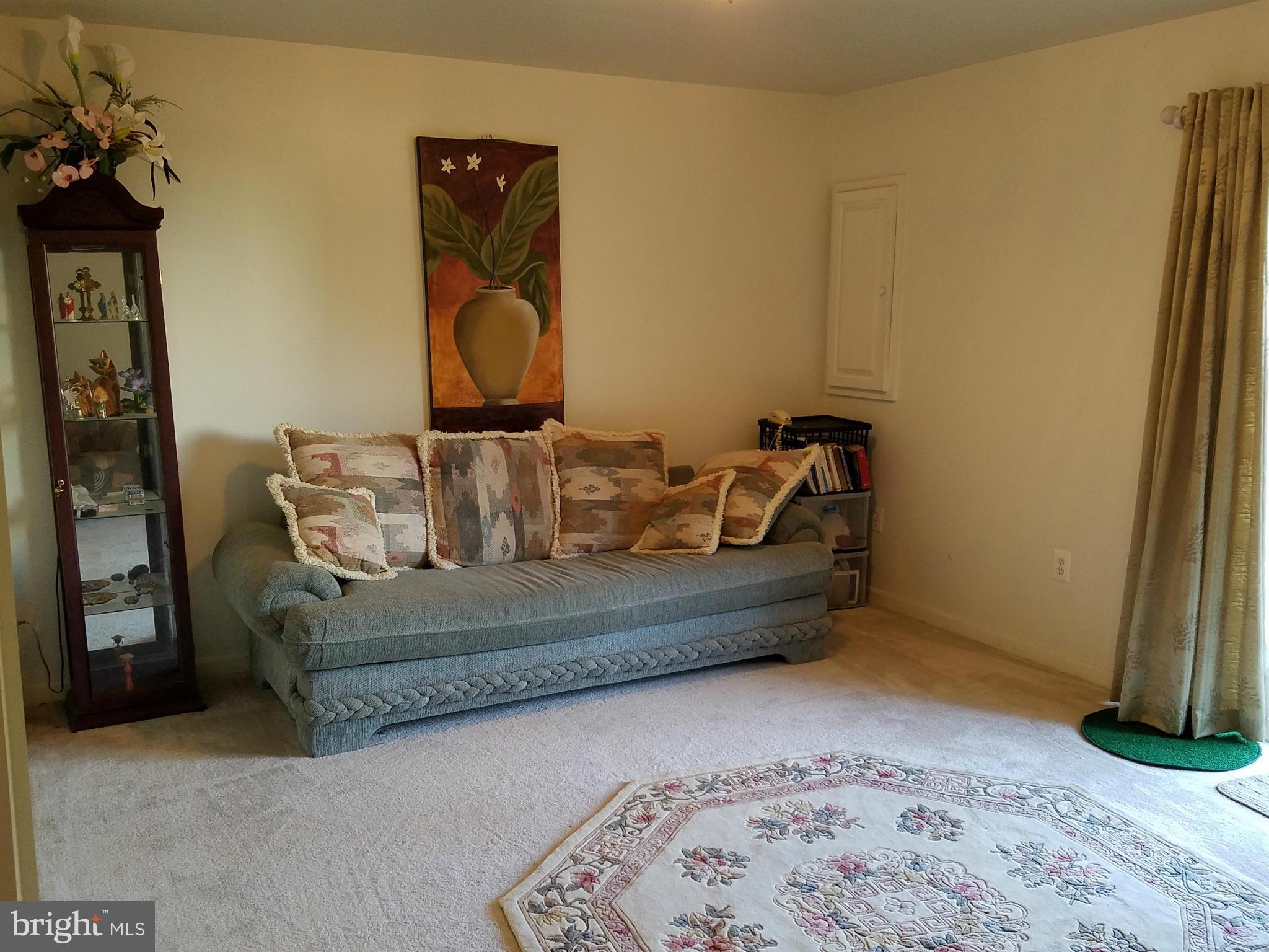 GUNSTON CORNER - Residential