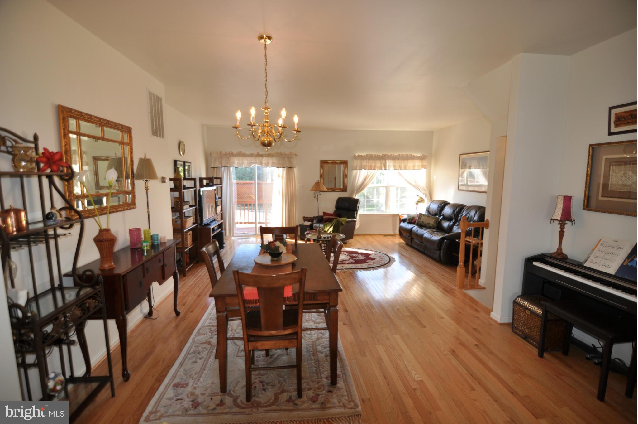 GUNSTON CORNER - Residential