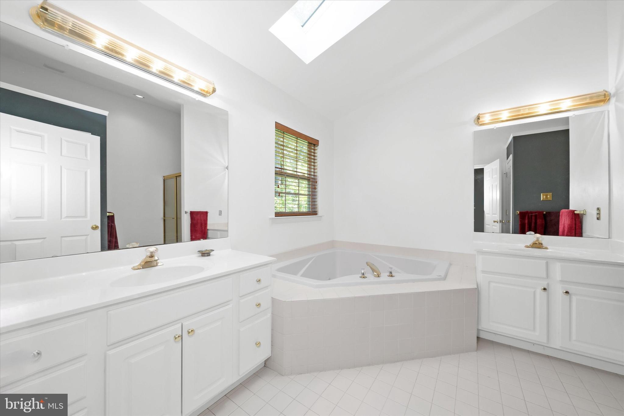 BIRMINGHAM HUNT - Residential