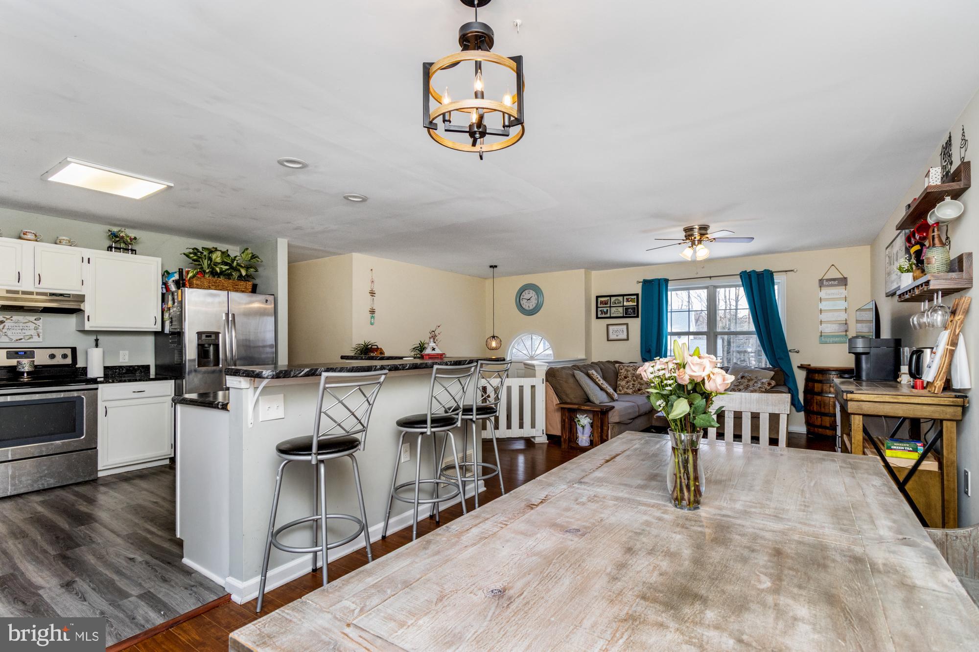 BAYVIEW ESTATES - Residential