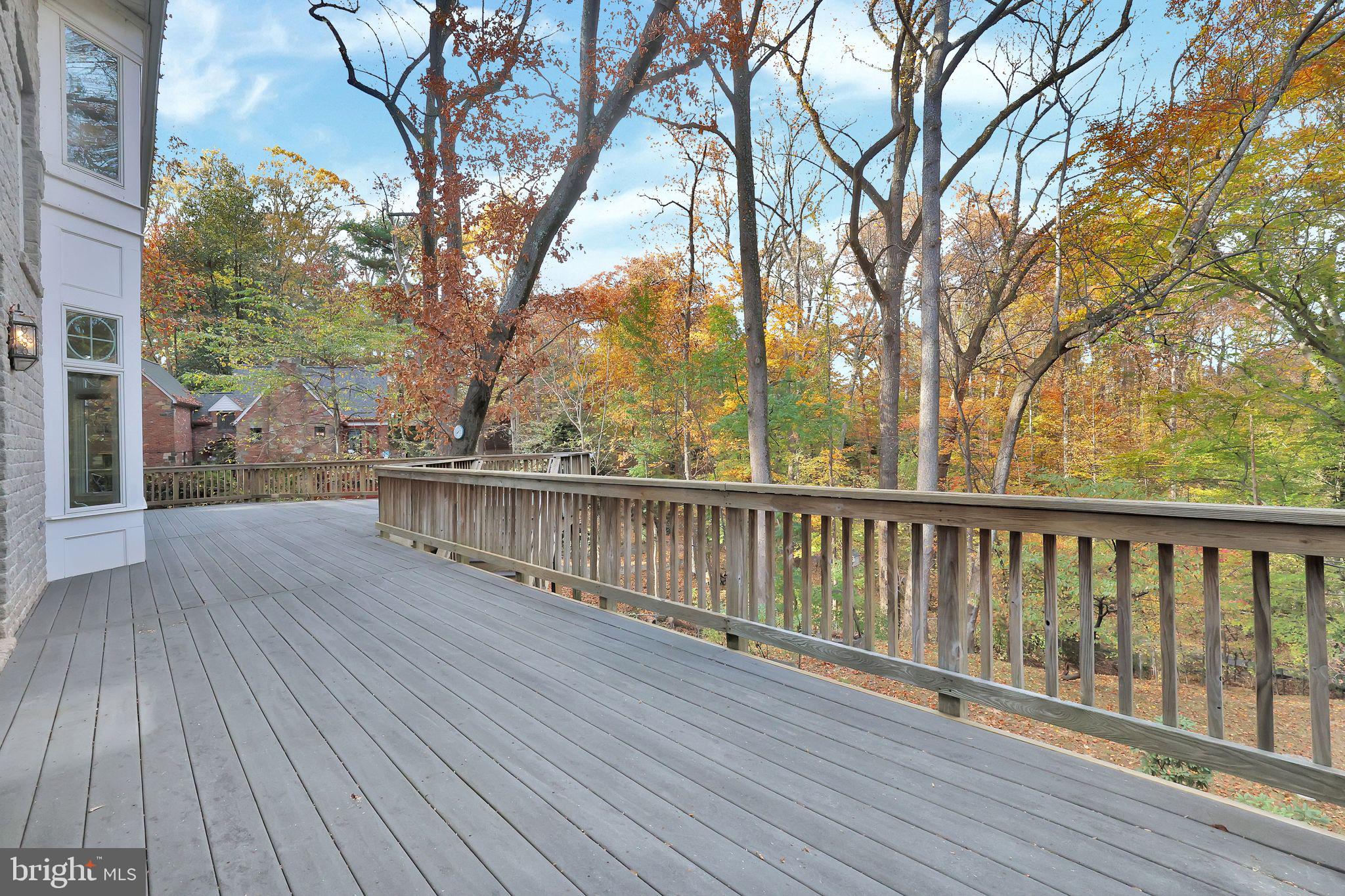 ARLINGWOOD - Residential