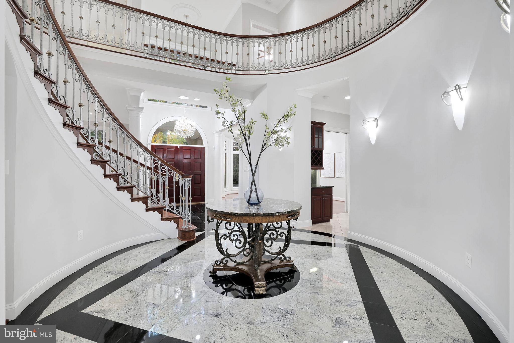 ARLINGWOOD - Residential