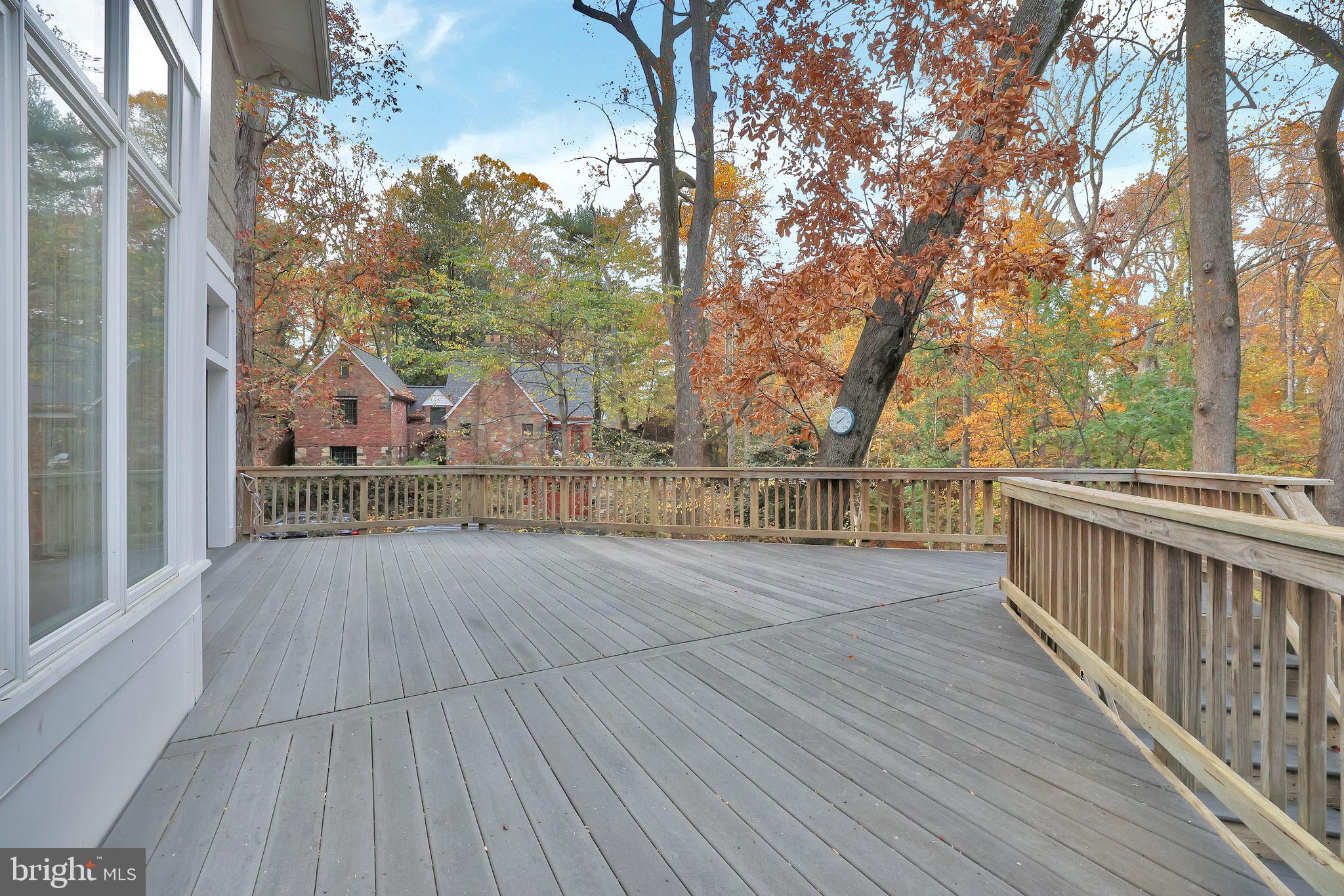 ARLINGWOOD - Residential