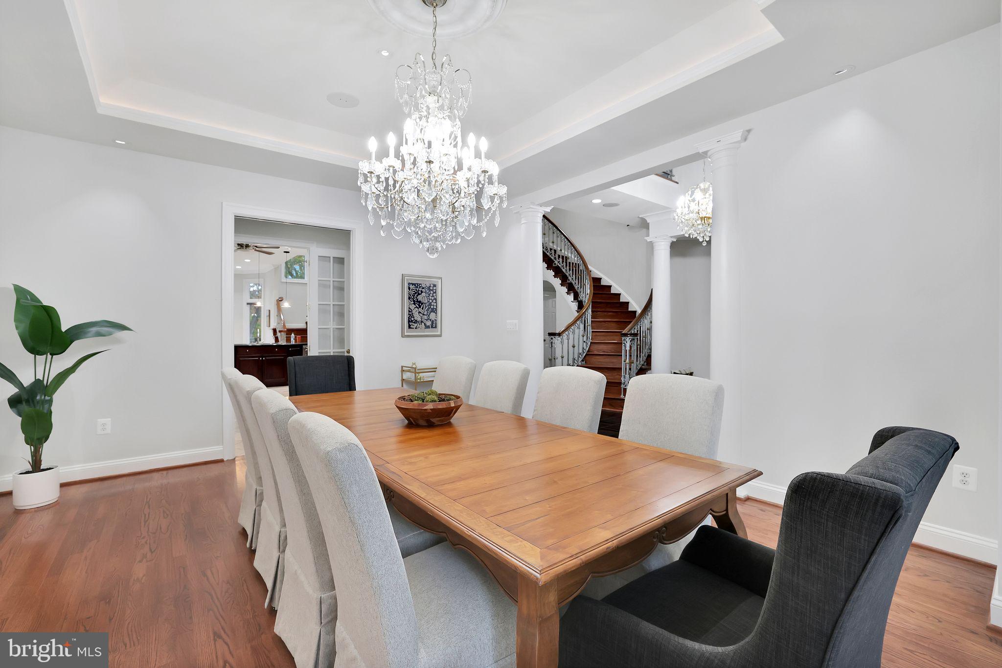 ARLINGWOOD - Residential