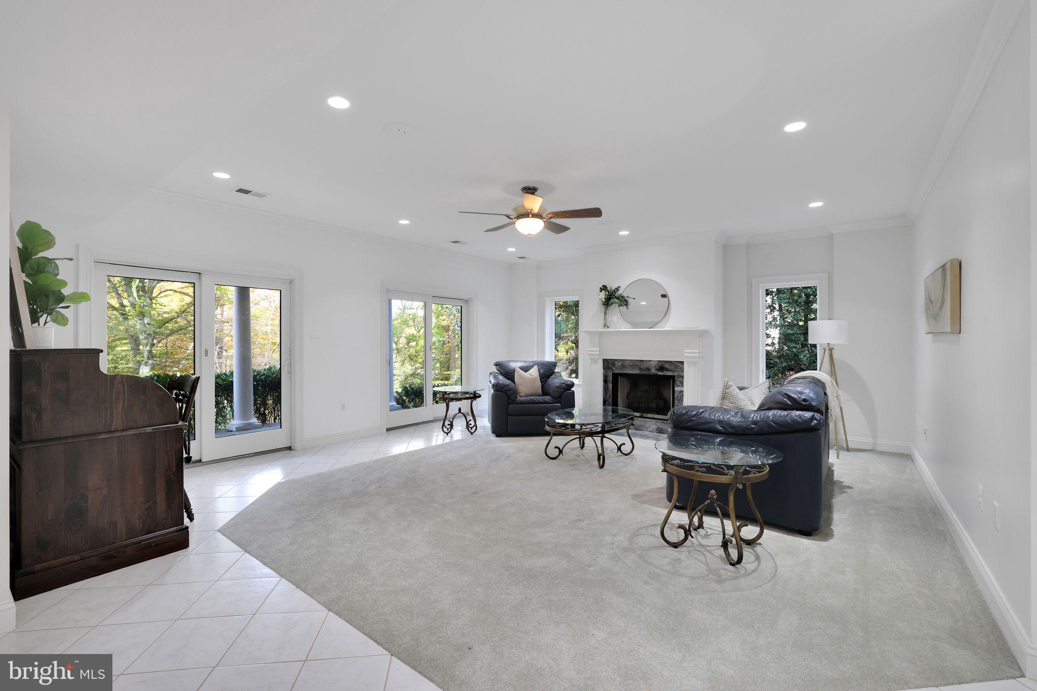 ARLINGWOOD - Residential