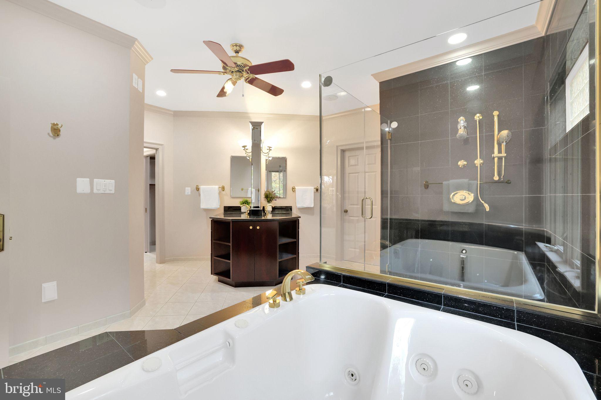 ARLINGWOOD - Residential