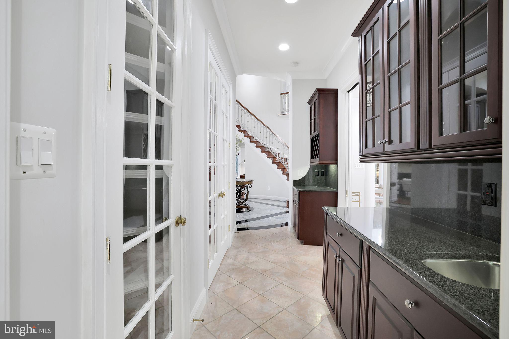 ARLINGWOOD - Residential