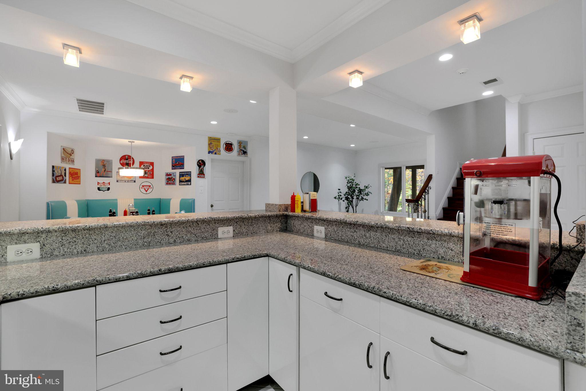 ARLINGWOOD - Residential