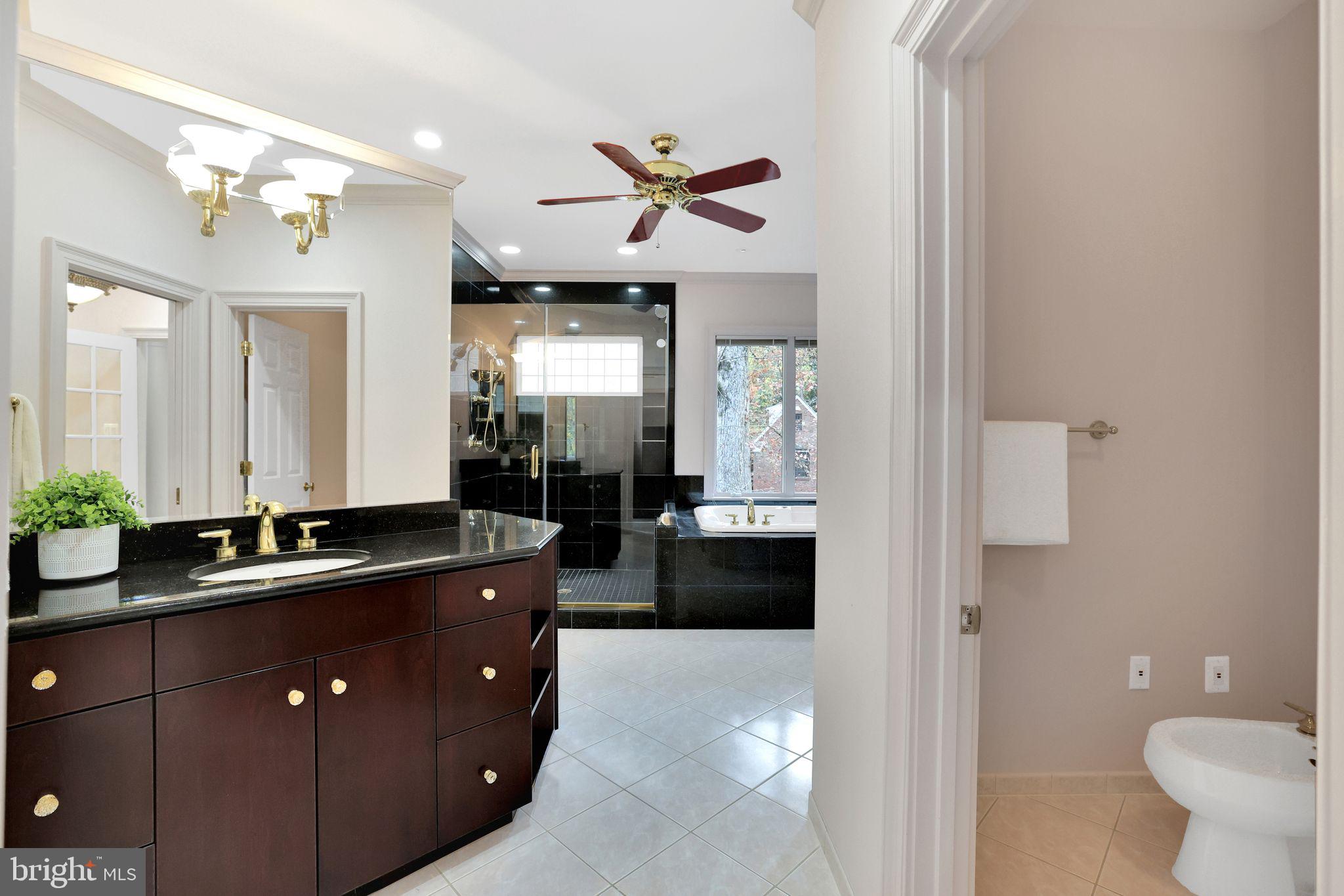 ARLINGWOOD - Residential