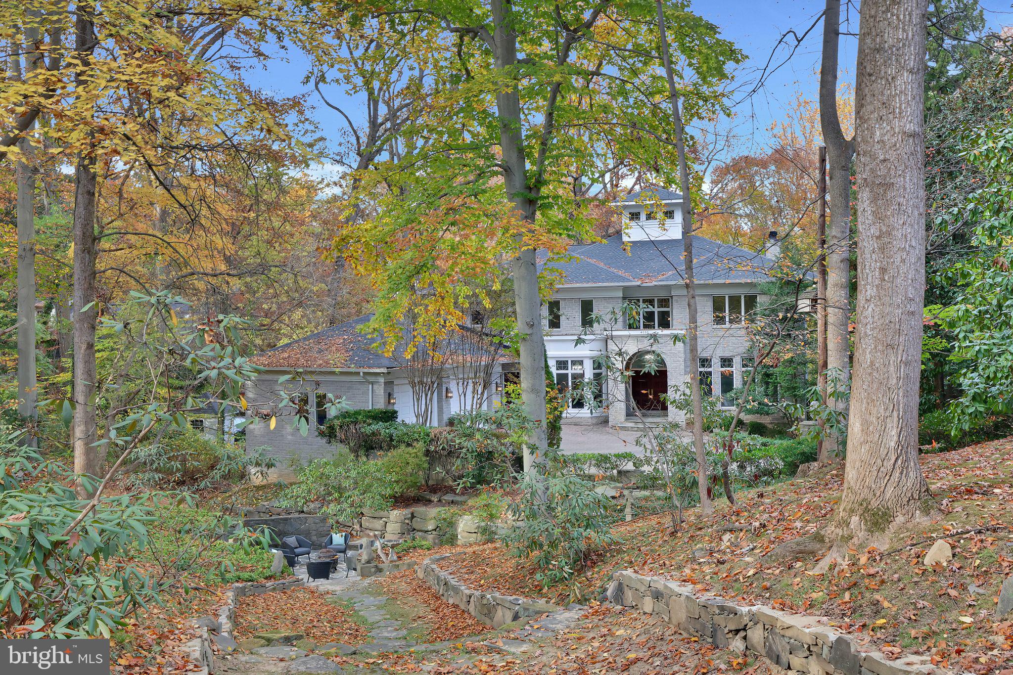 ARLINGWOOD - Residential