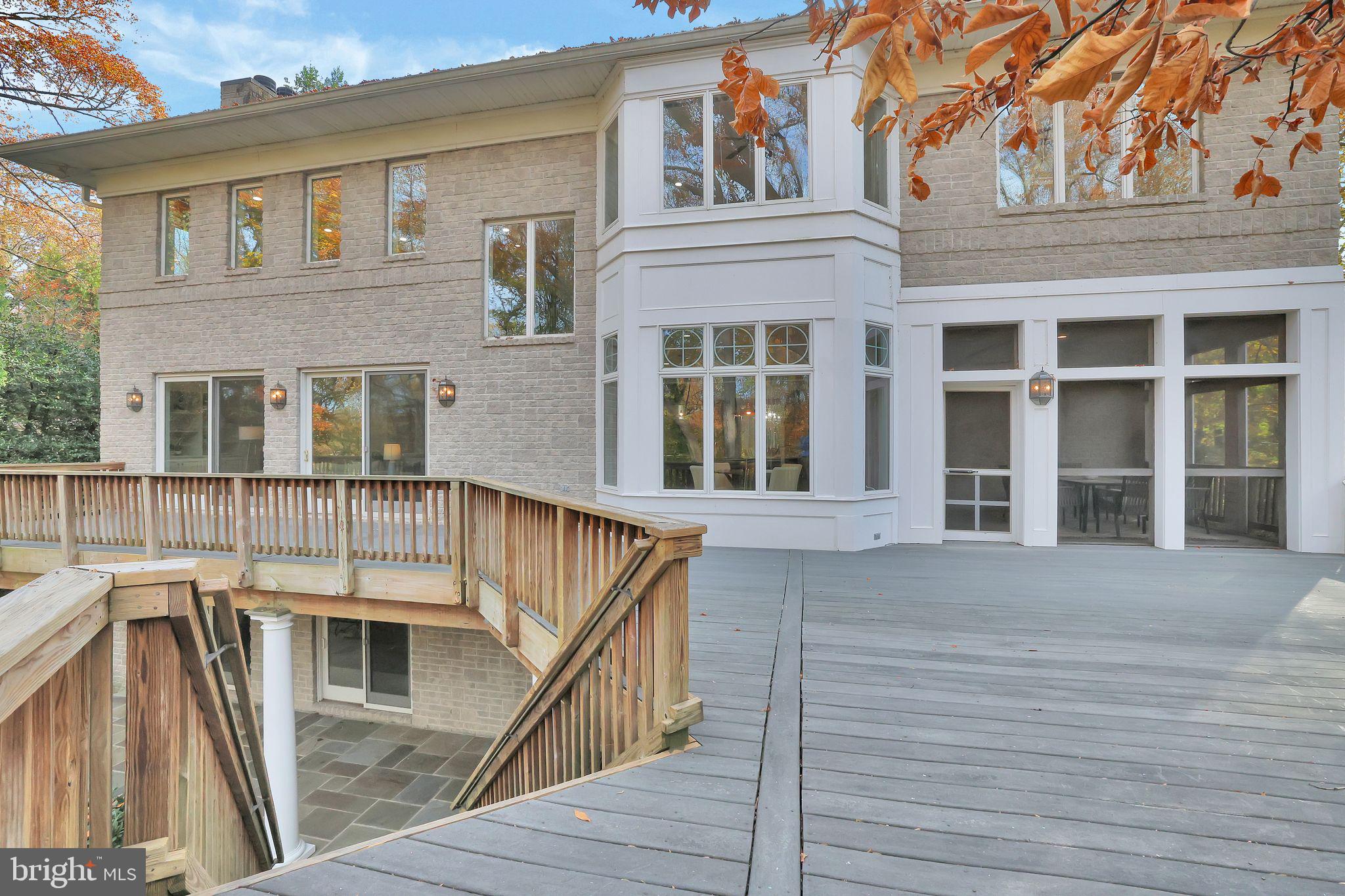 ARLINGWOOD - Residential