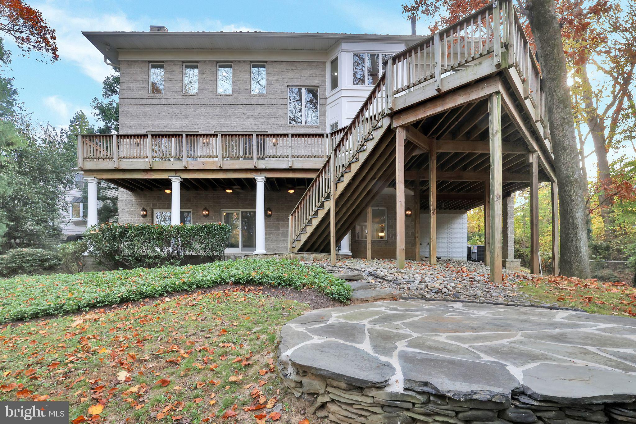 ARLINGWOOD - Residential