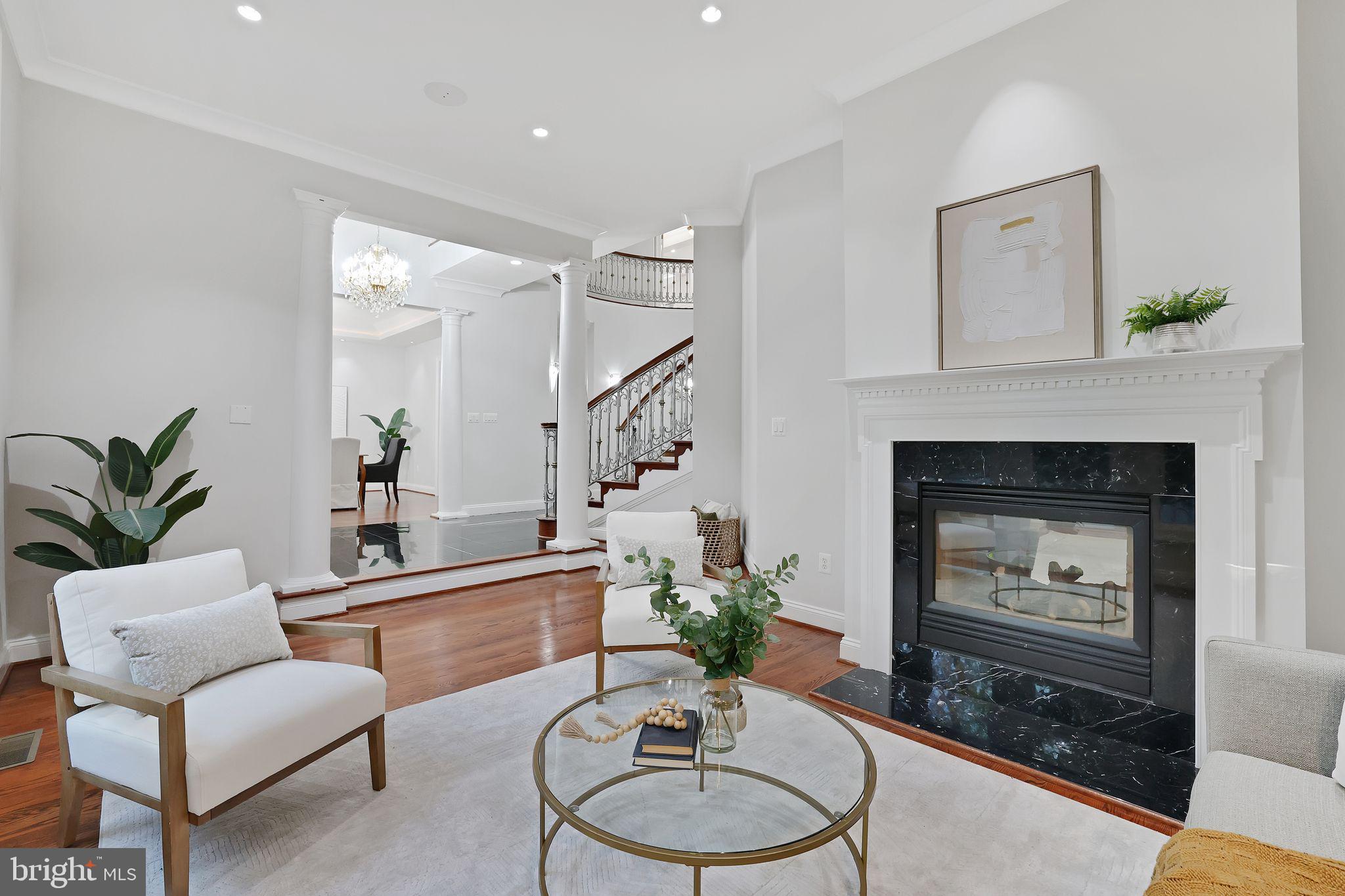 ARLINGWOOD - Residential