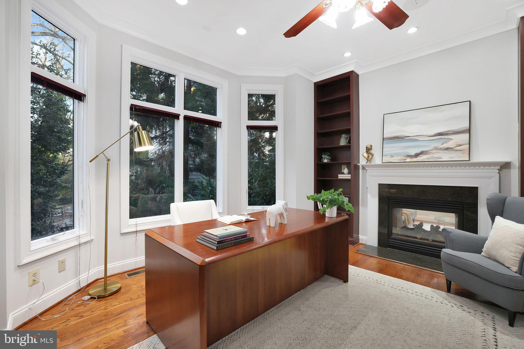 ARLINGWOOD - Residential