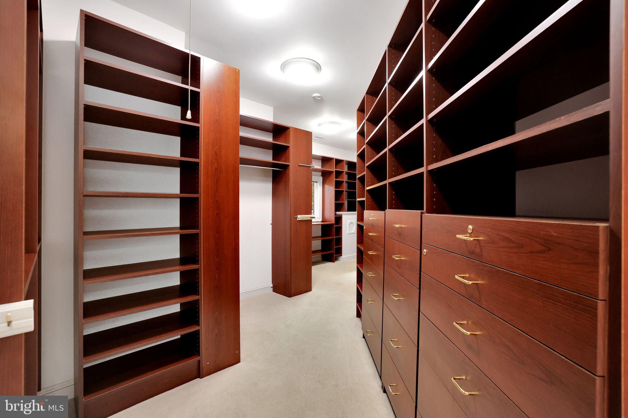 ARLINGWOOD - Residential