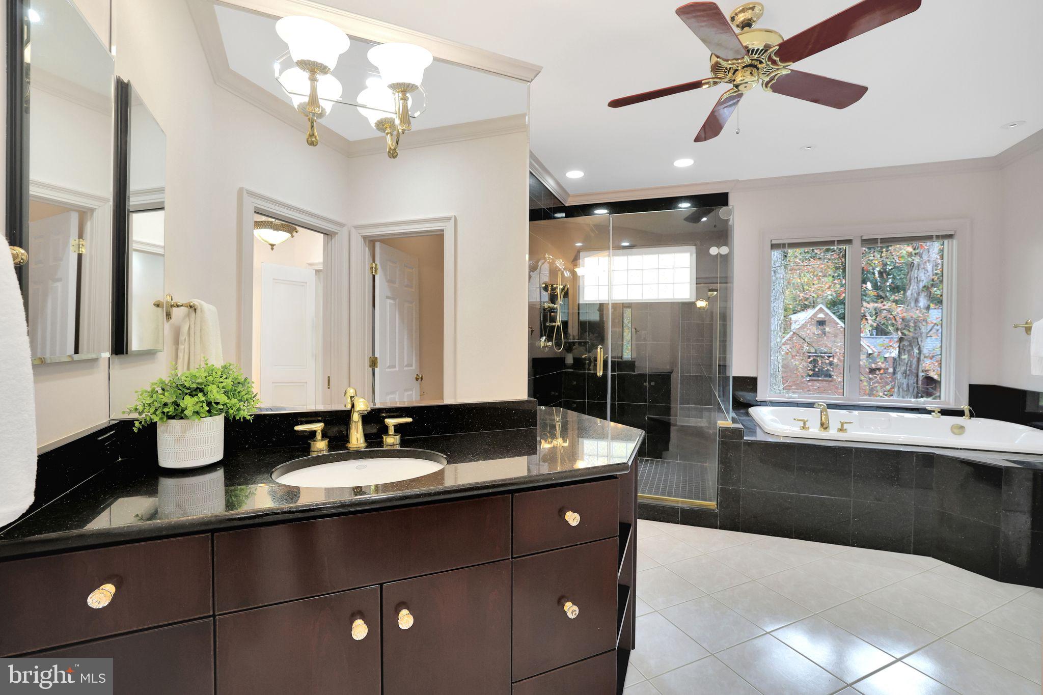 ARLINGWOOD - Residential