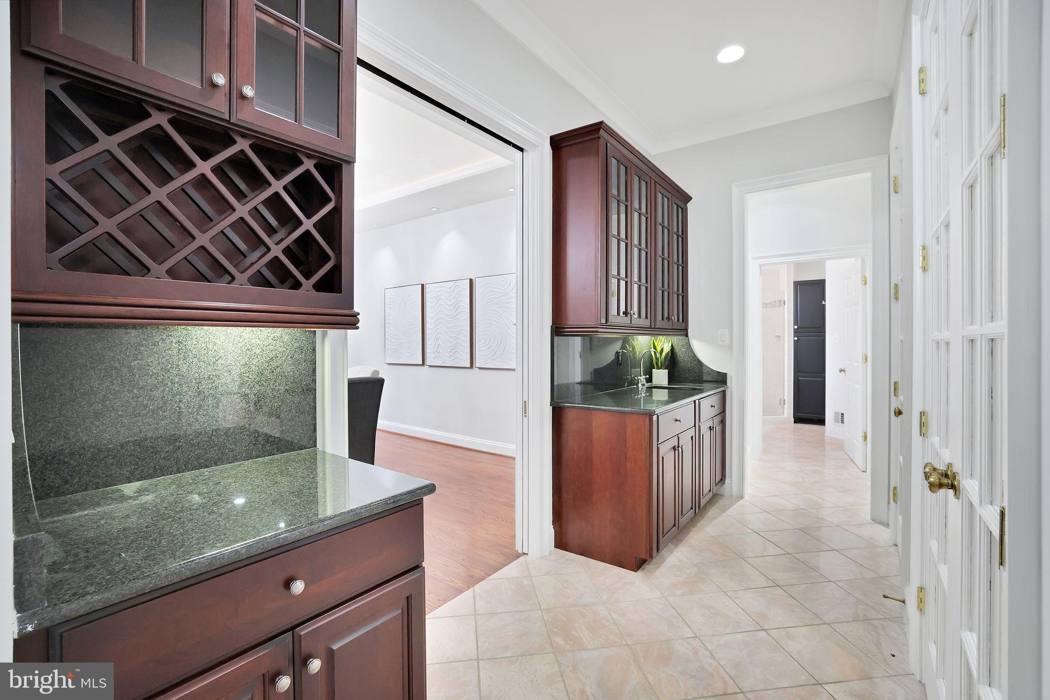 ARLINGWOOD - Residential