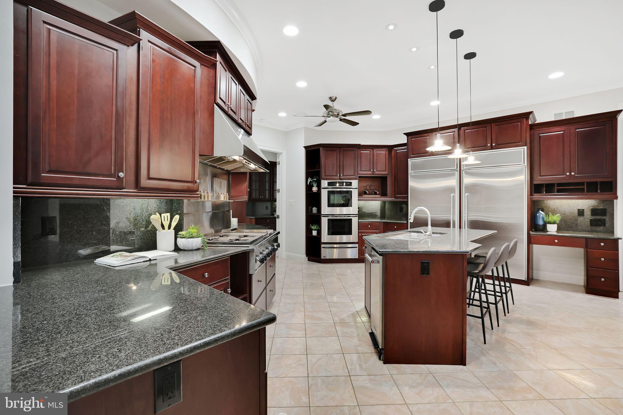 ARLINGWOOD - Residential