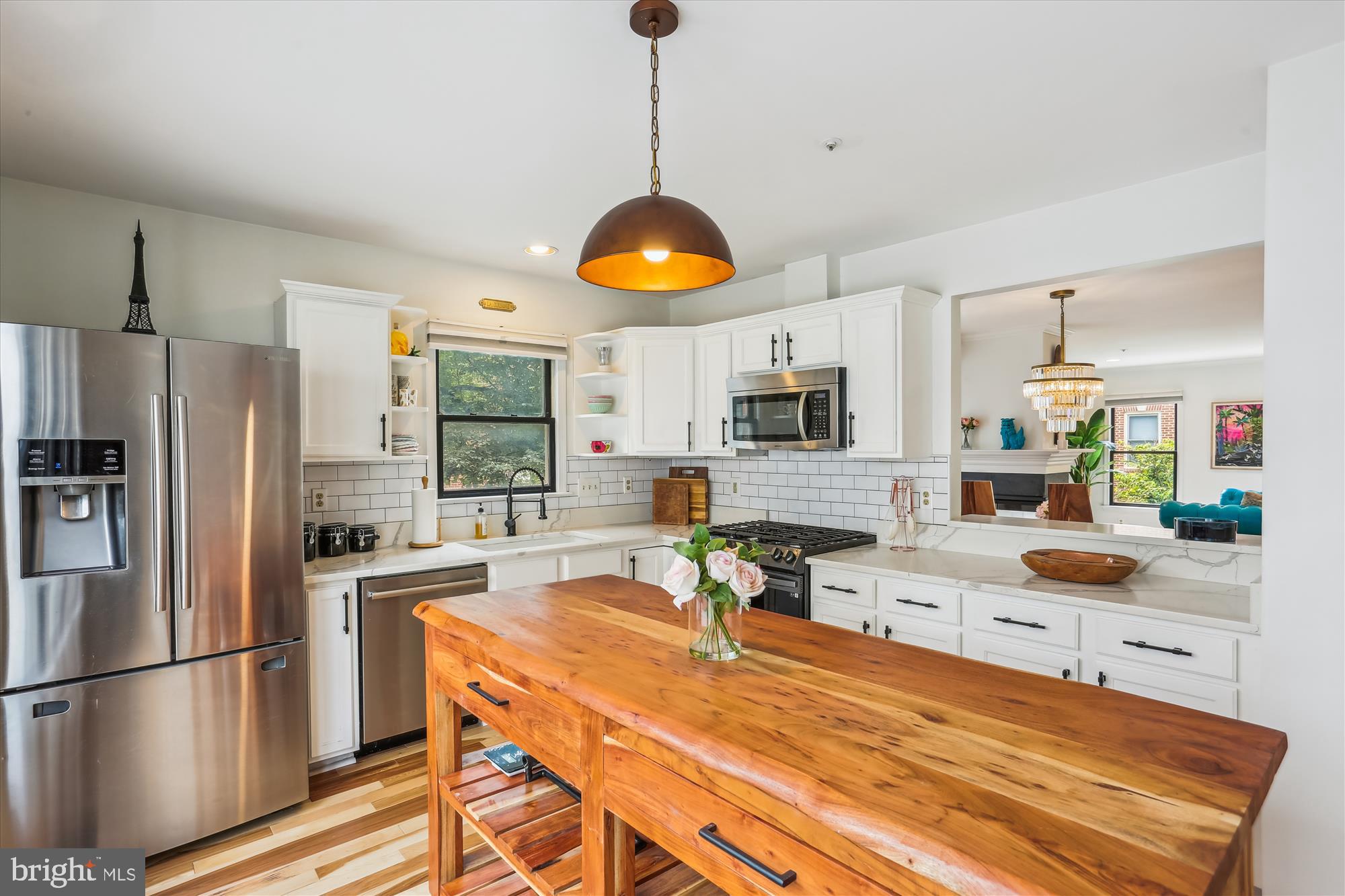 120 RIDGEPOINT PLACE
