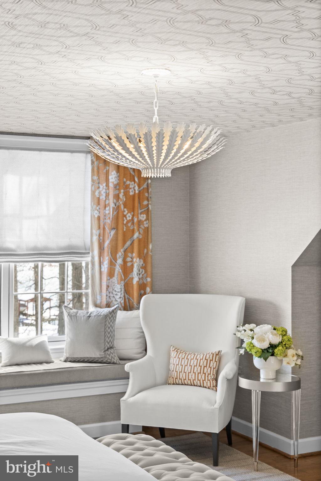 COVENANT COVE - Residential