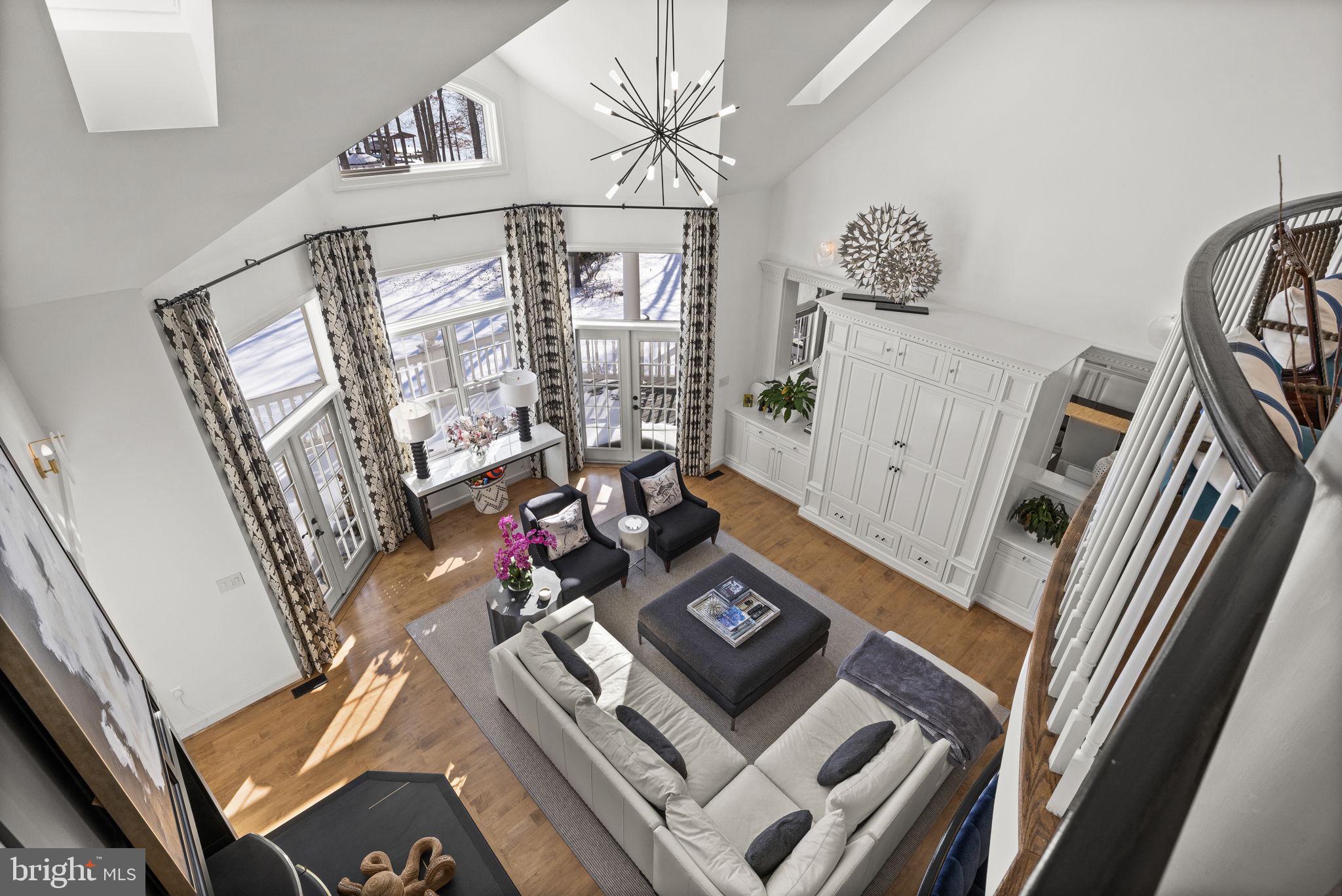 COVENANT COVE - Residential