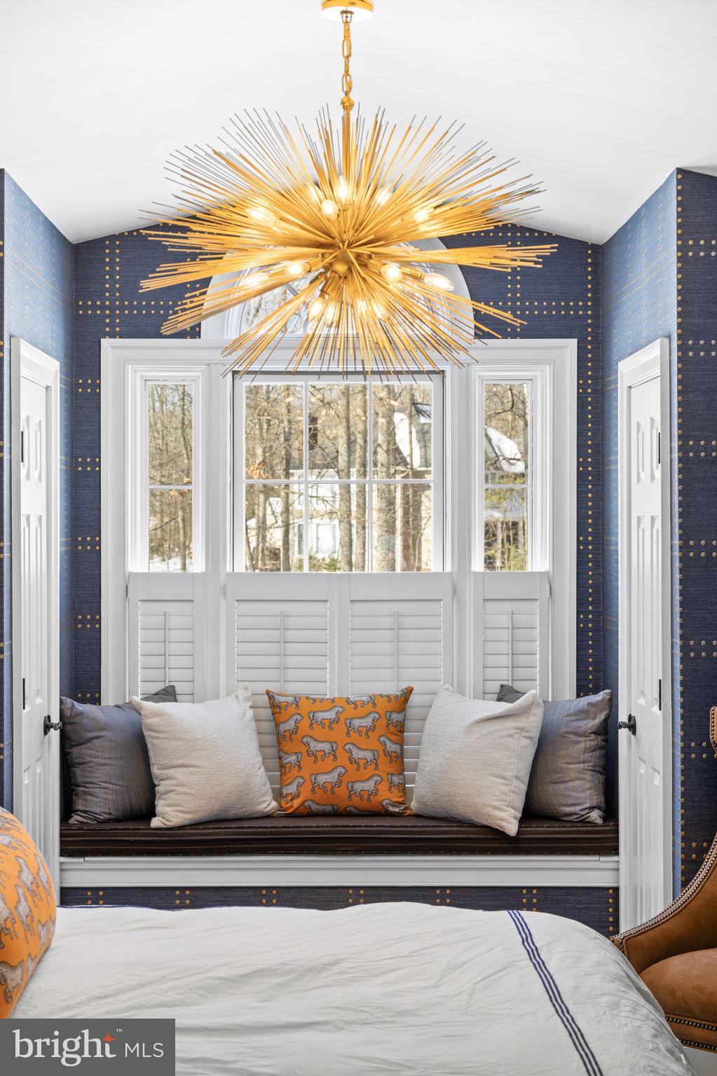 COVENANT COVE - Residential