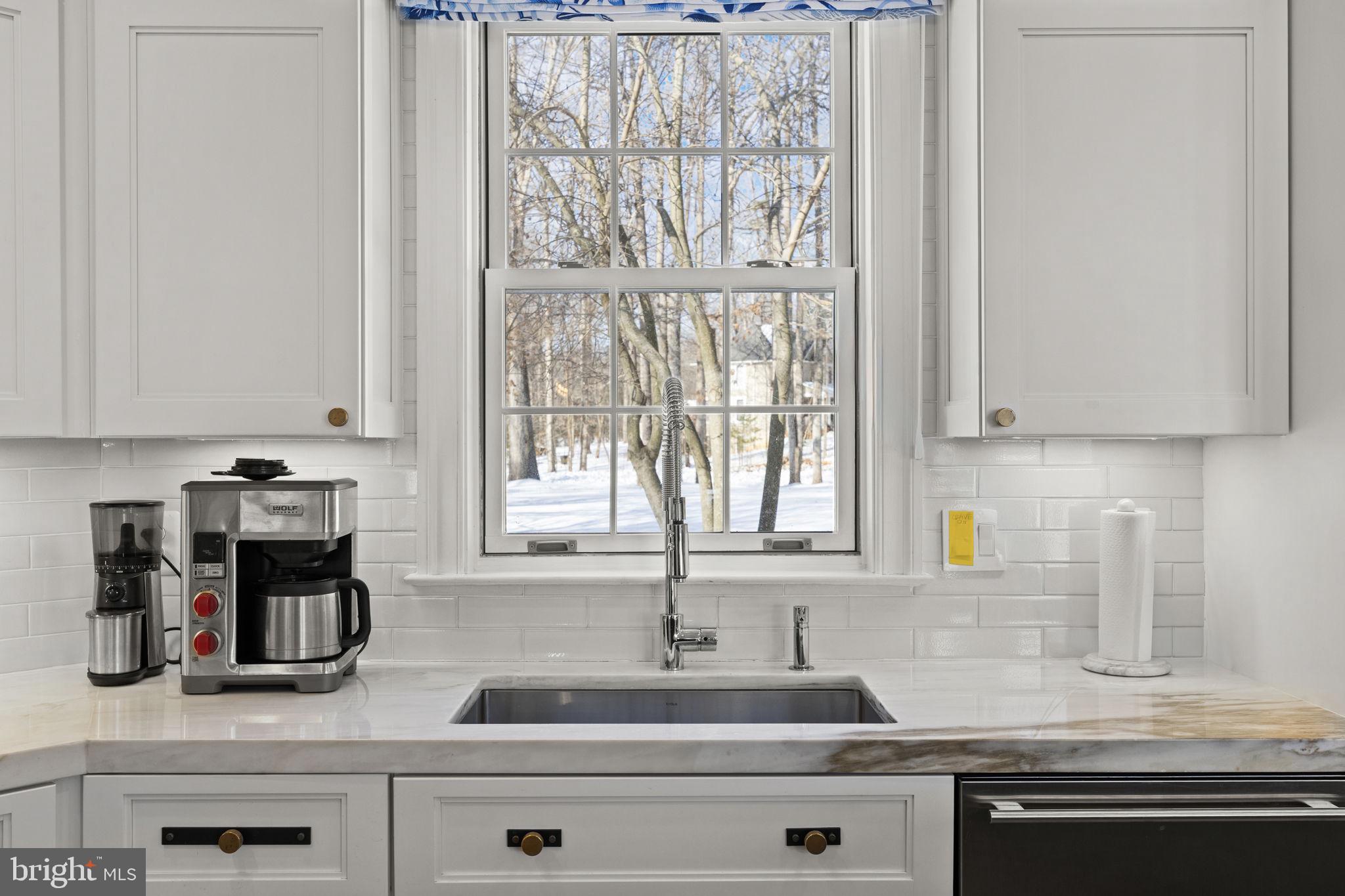 COVENANT COVE - Residential