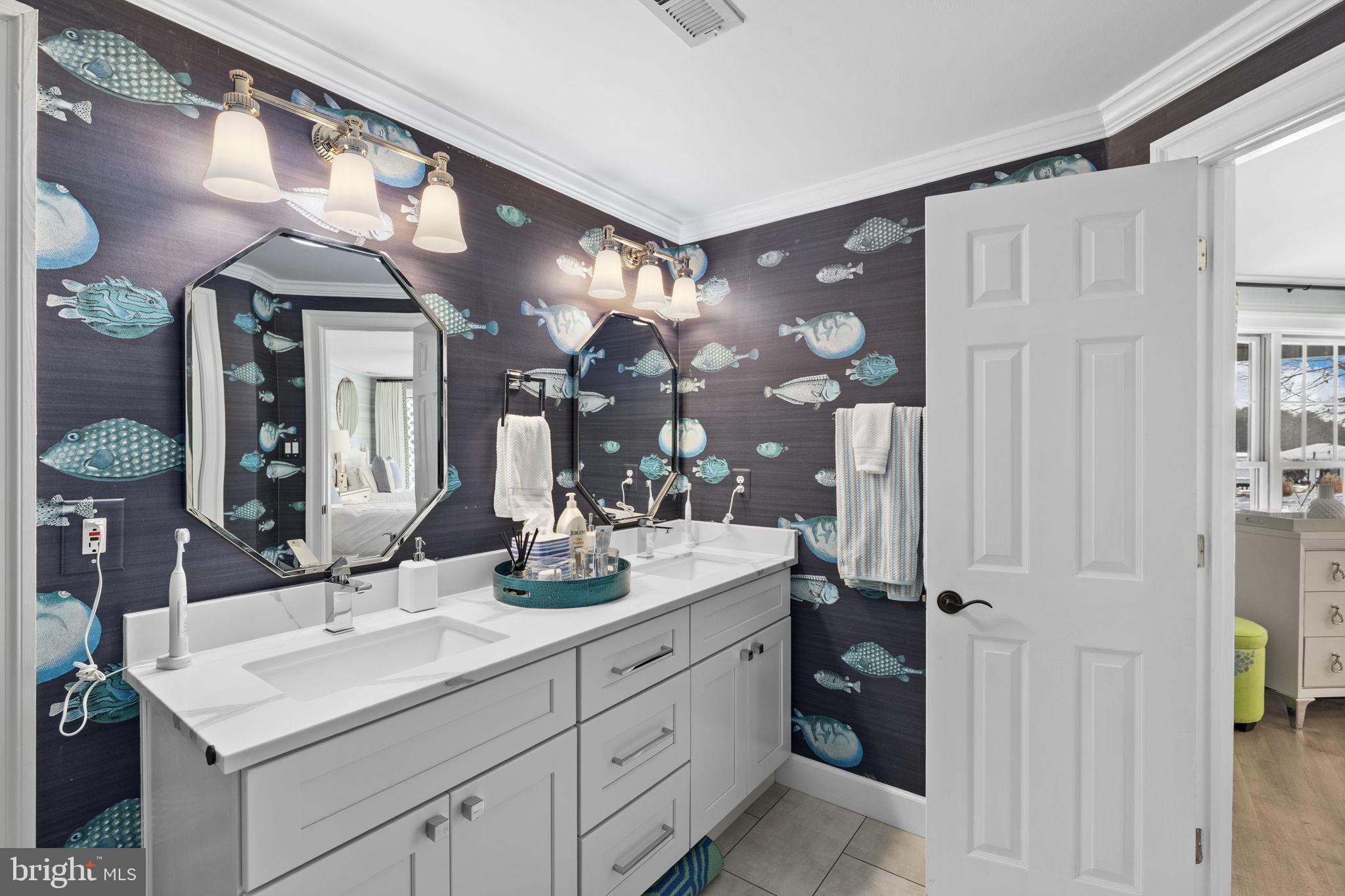 COVENANT COVE - Residential